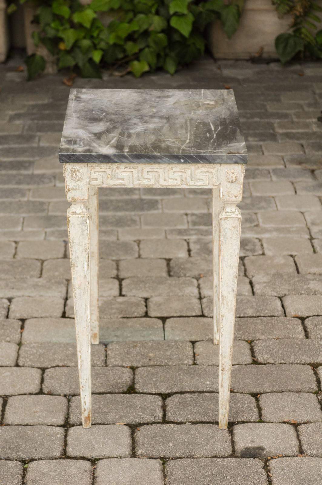 Italian Neoclassical Style Painted Side Table with Dark Marble Top, circa 1920 4