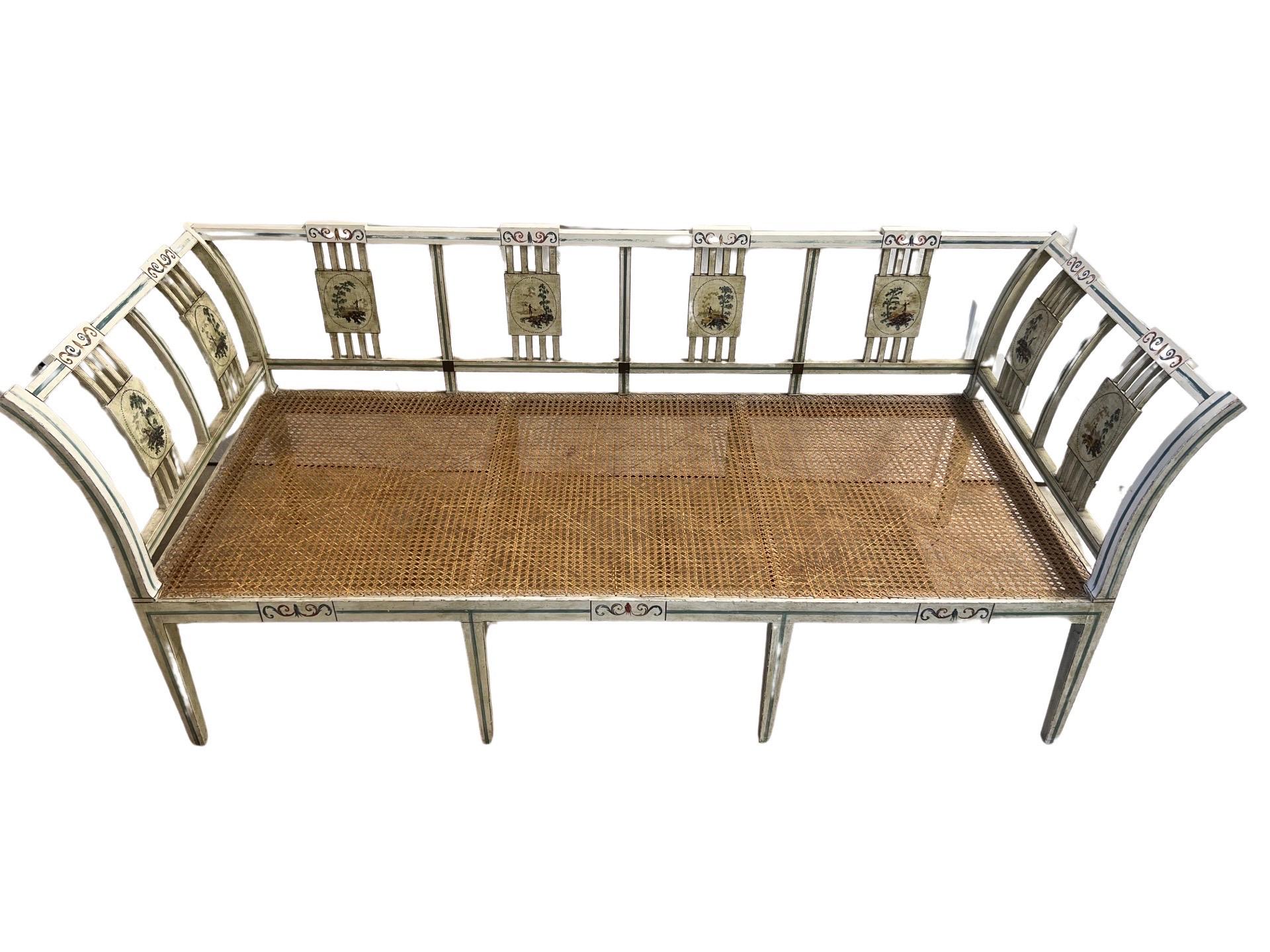 Italian Neoclassical Style Polychrome Decorated Day Bed C. 1940 In Good Condition For Sale In Atlanta, GA