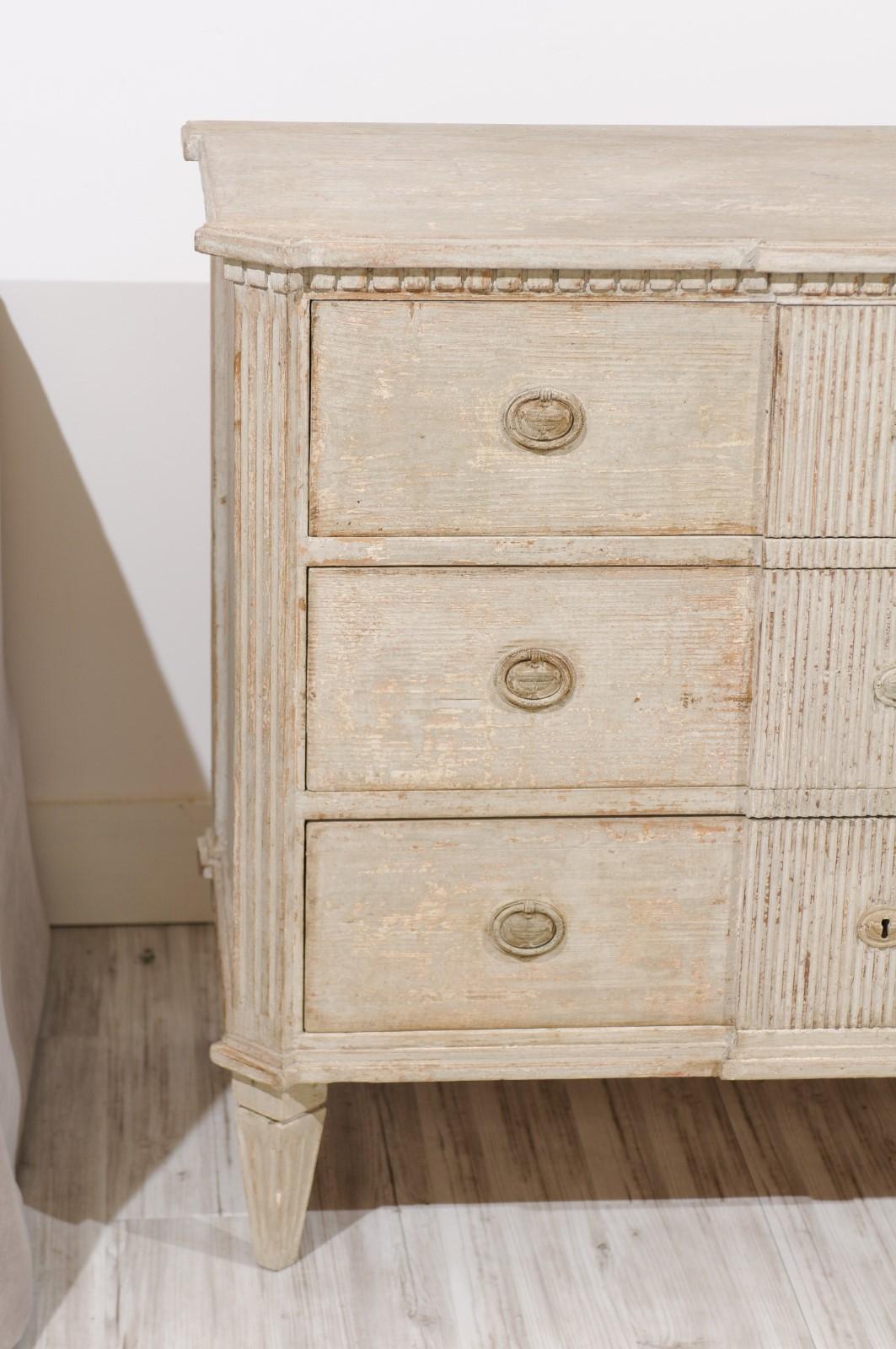Italian Neoclassical Style Reclaimed Pine Three-Drawer Commode with Grey Finish 7