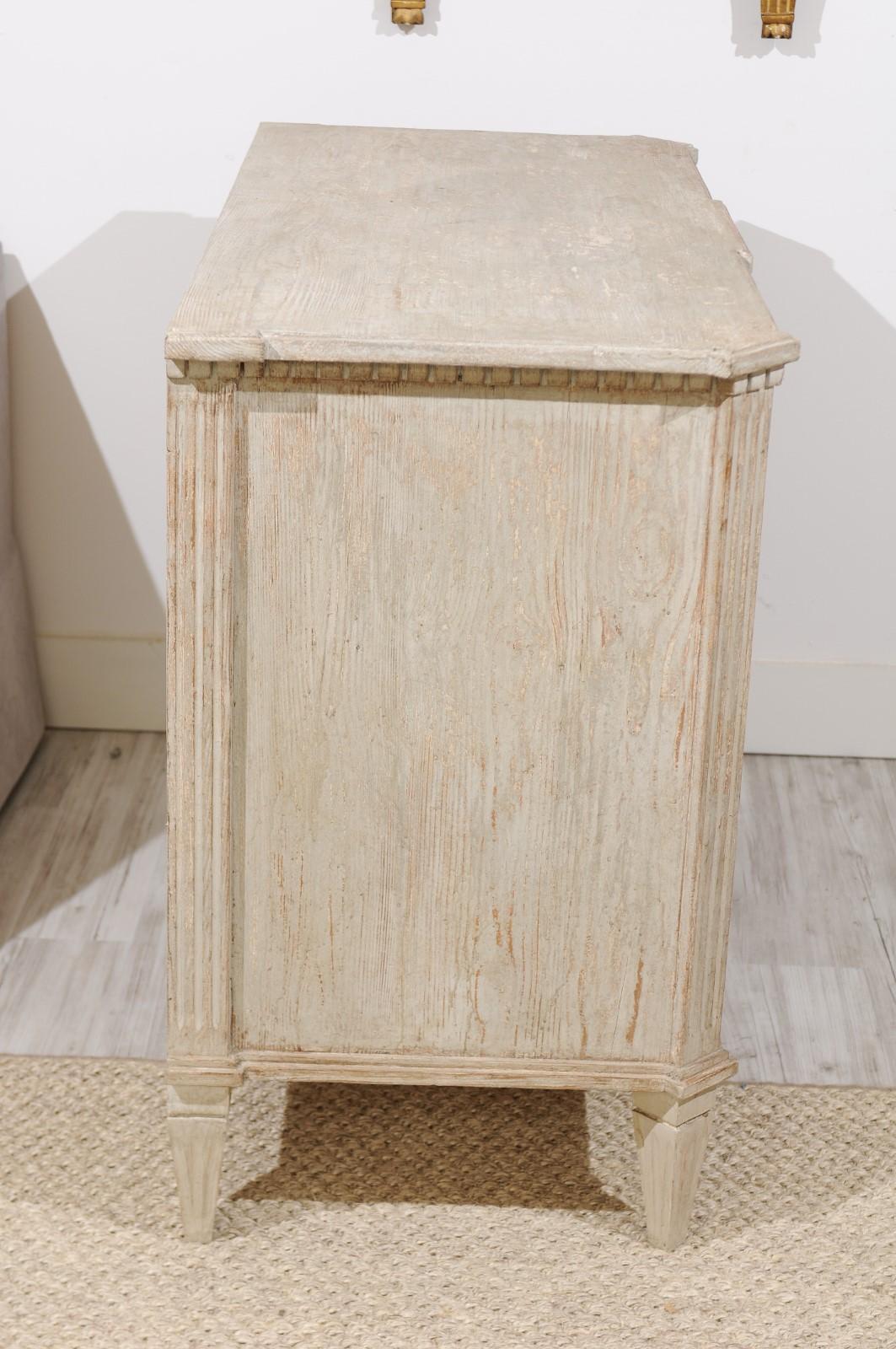 Italian Neoclassical Style Reclaimed Pine Three-Drawer Commode with Grey Finish 1