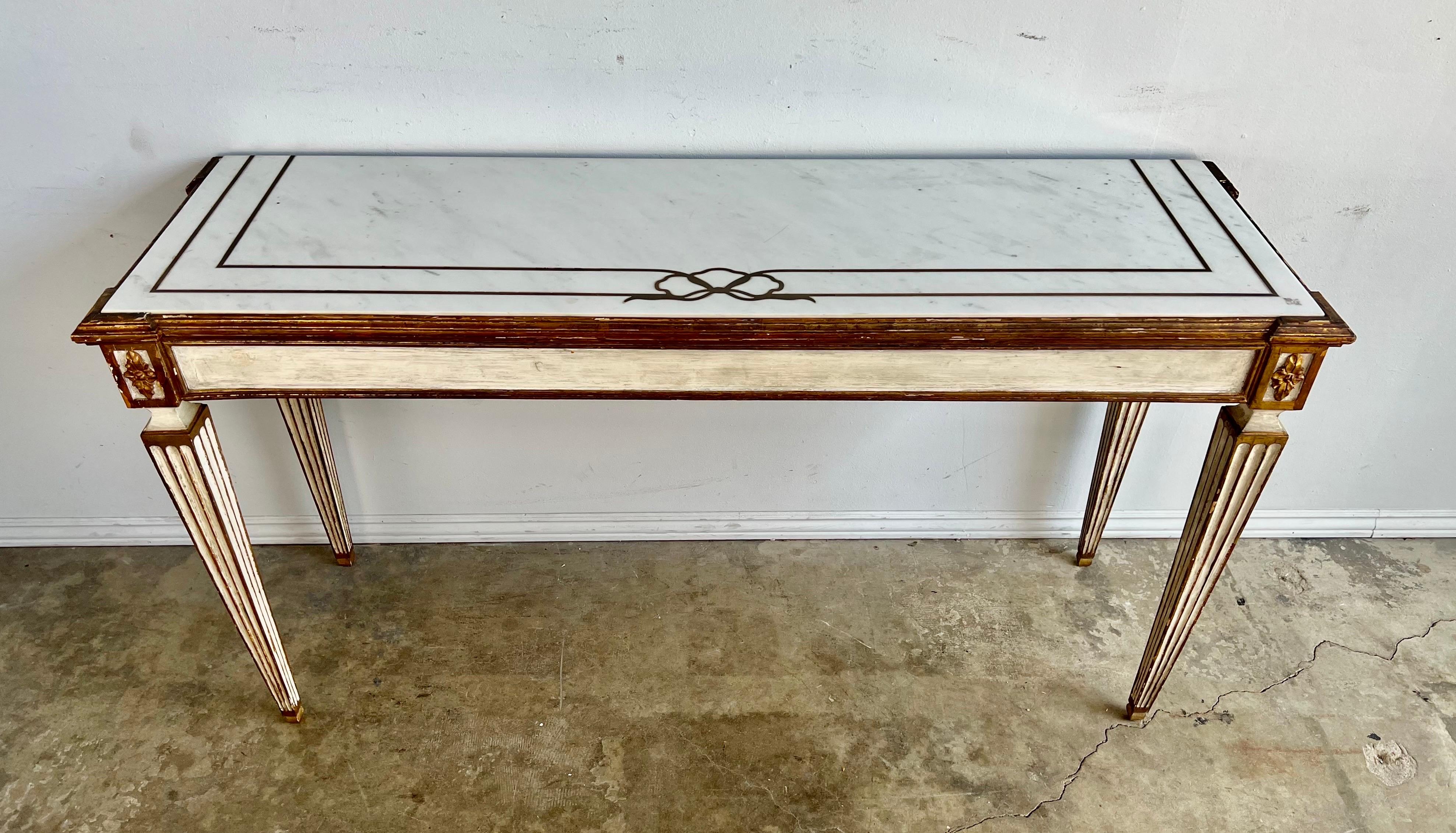 Italian Neoclassical Style Table w/ Carrera Marble Top In Good Condition In Los Angeles, CA