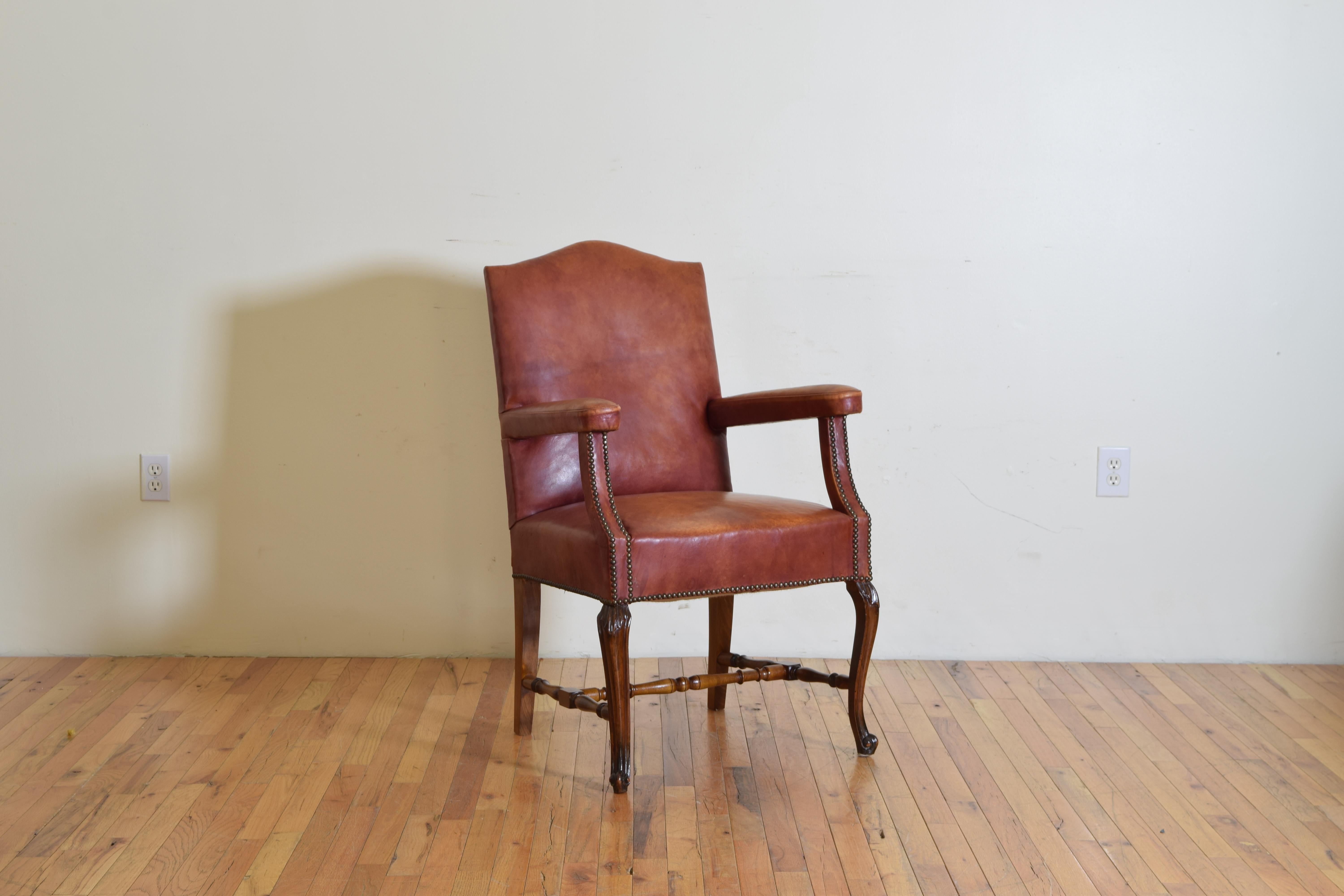 Italian Neoclassical Style Walnut & Leather Upholstered Armchair In Good Condition For Sale In Atlanta, GA