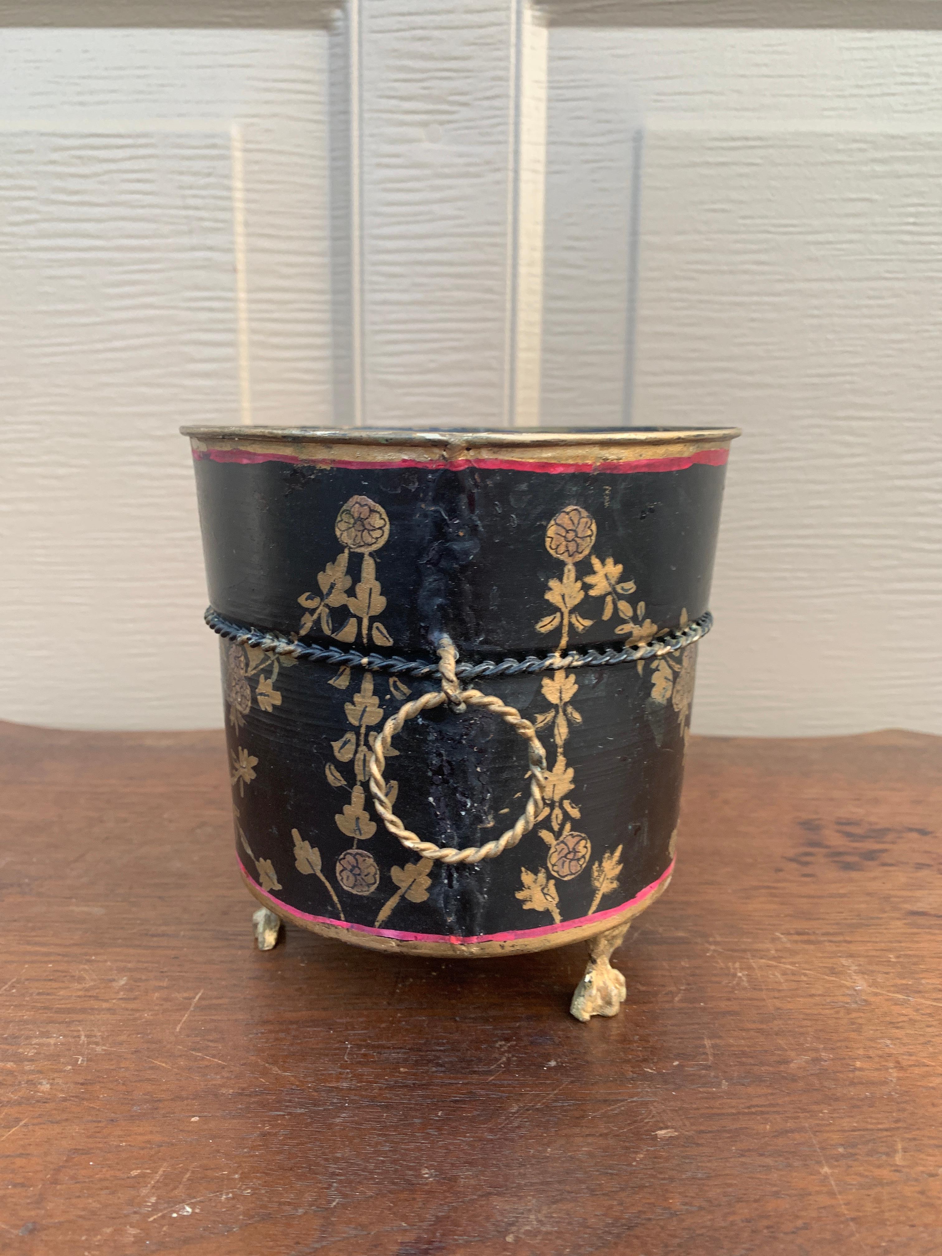 Italian Neoclassical Tole Black & Gold Cachepot Planter Vase For Sale 2