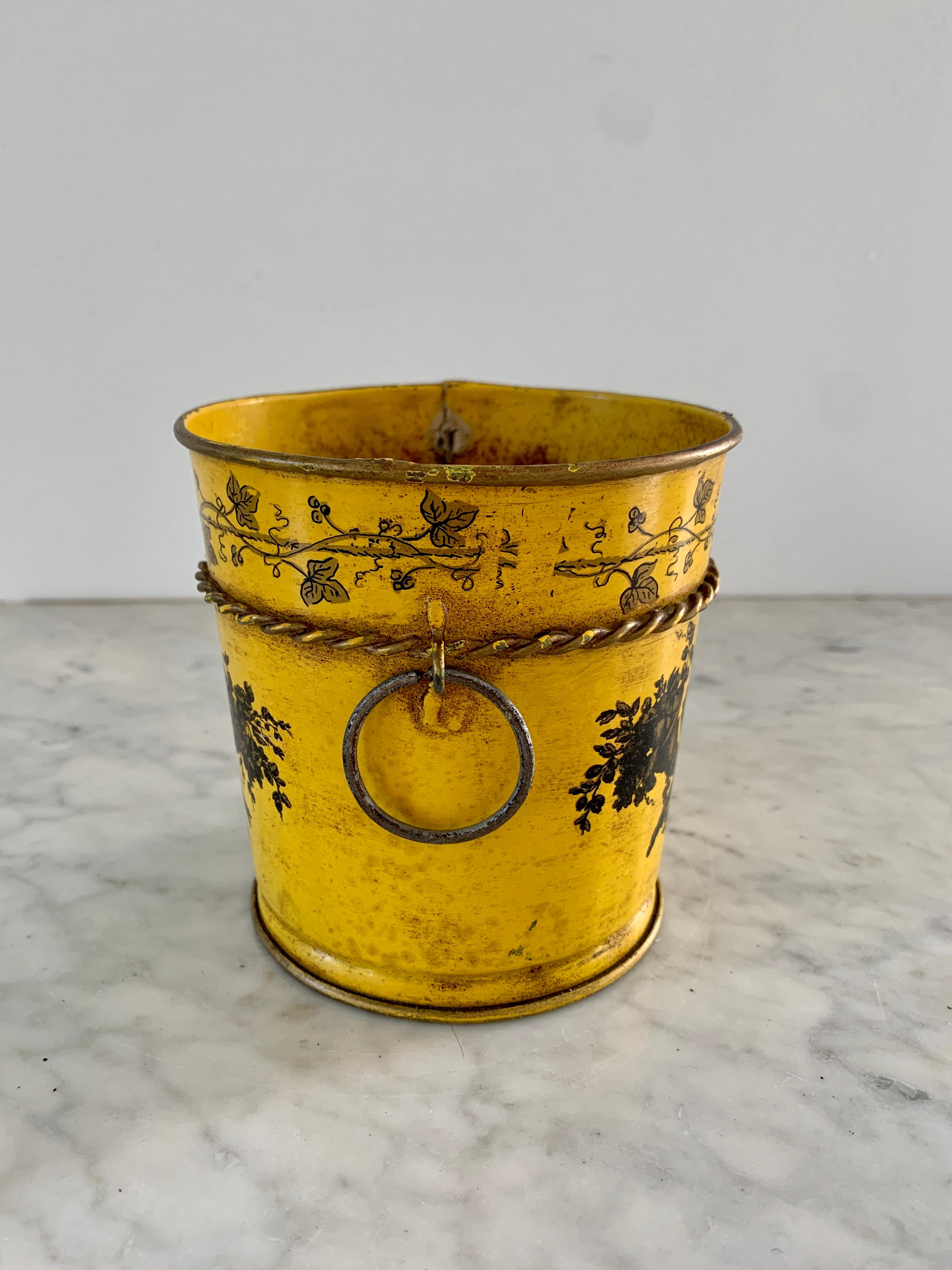 Italian Neoclassical Tole Yellow Cachepot Planter Vase 1