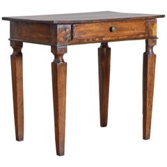 Italian Neoclassical Walnut 1-Drawer Side Table, Early 19th Century