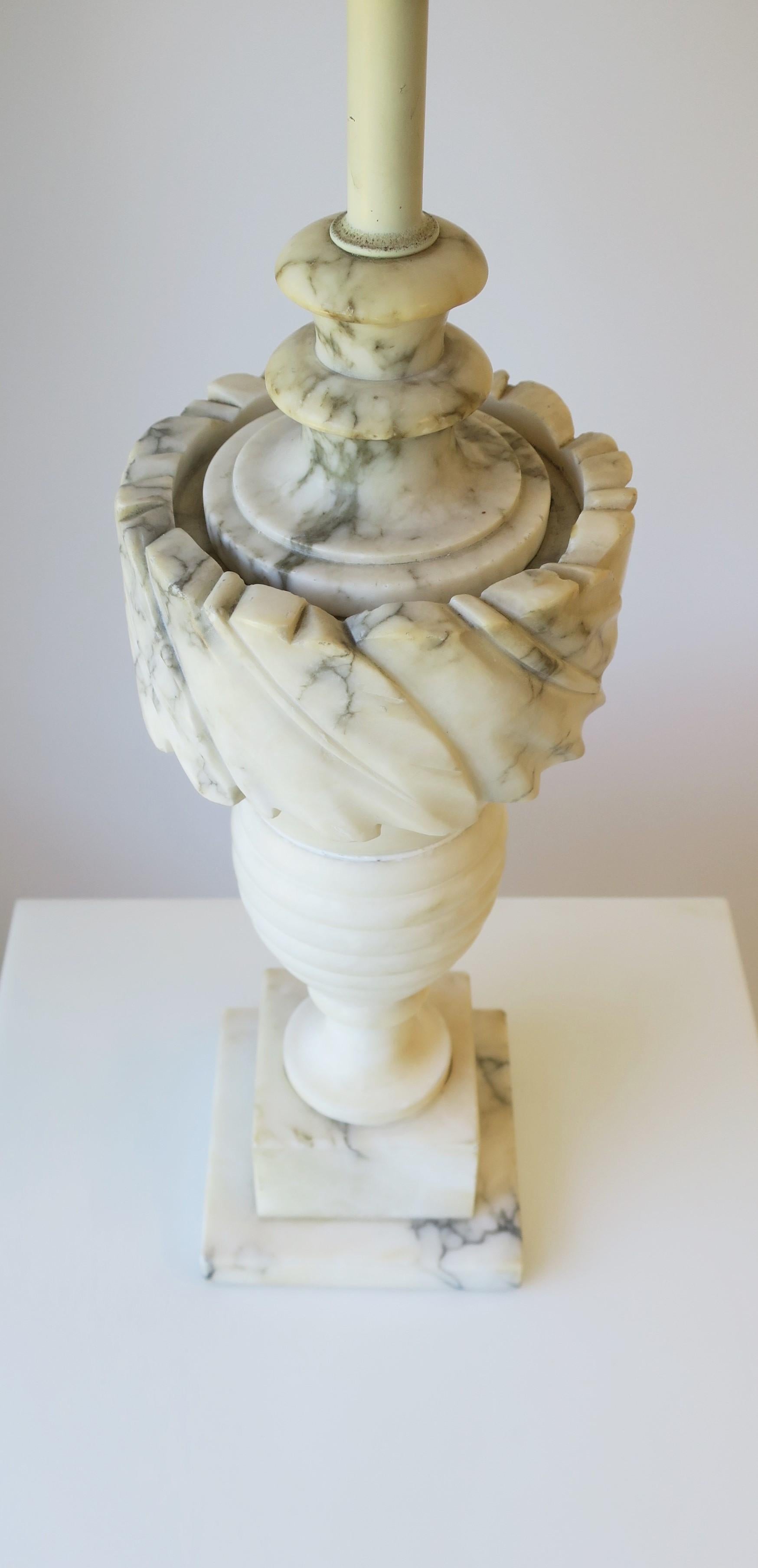 Italian Neoclassical Marble Urn Table or Desk Lamp 6