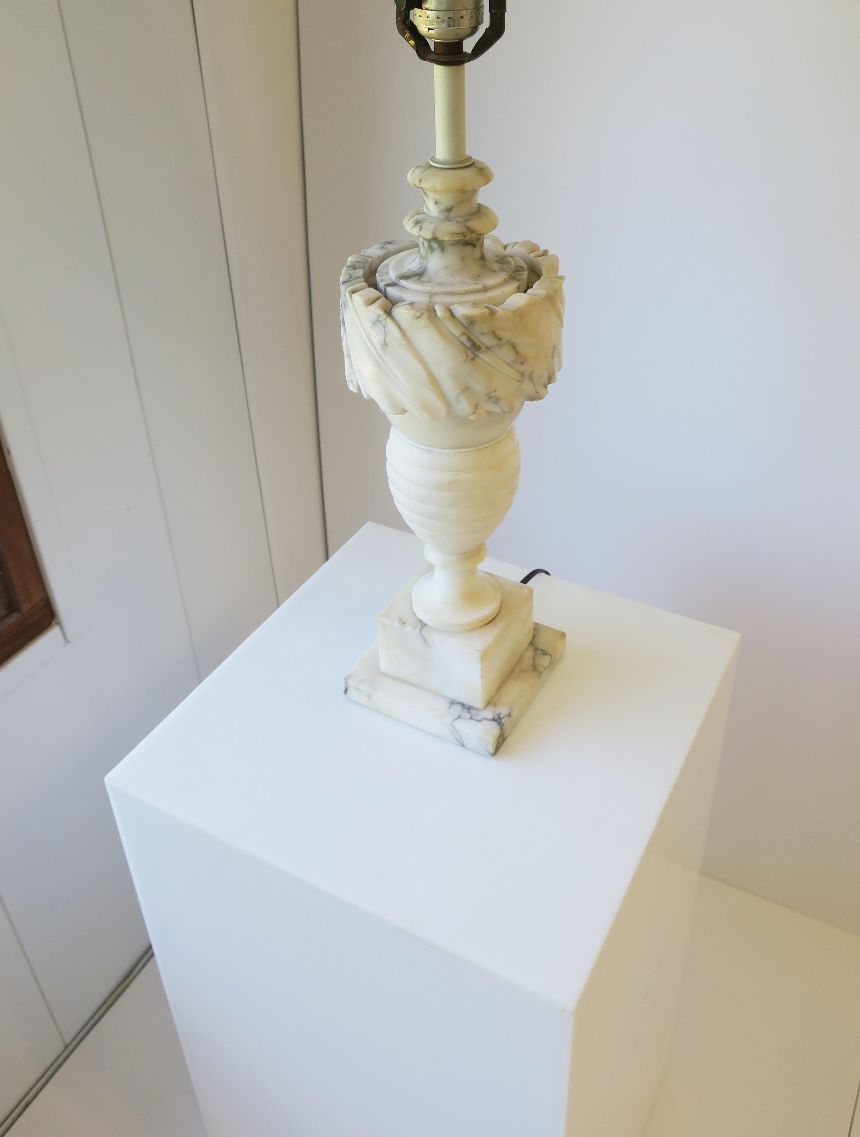 Italian Neoclassical Marble Urn Table or Desk Lamp 1