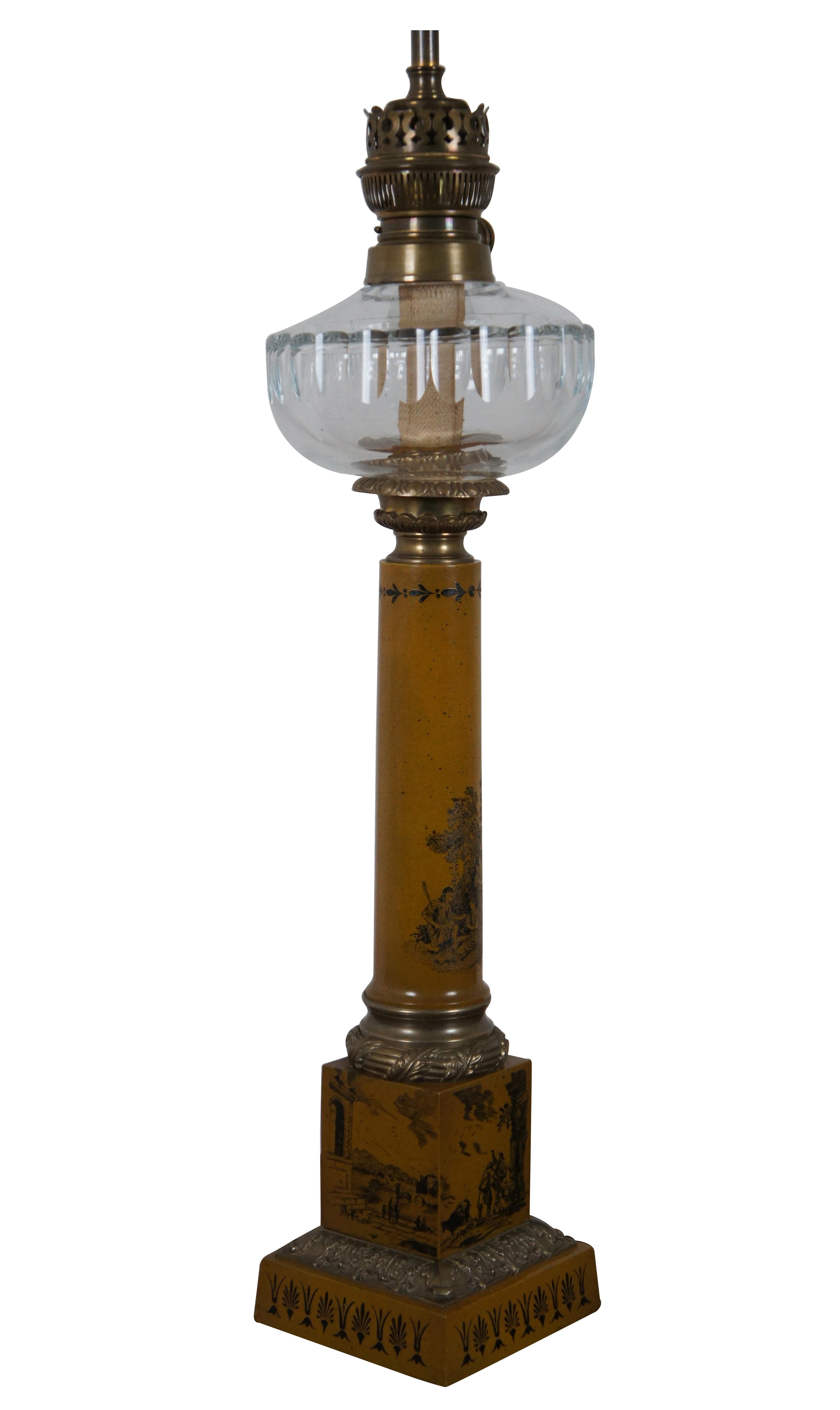 Néoclassique Lampe de bureau italienne néoclassique à colonne corinthienne en toile jaune, style lanterne à huile en vente