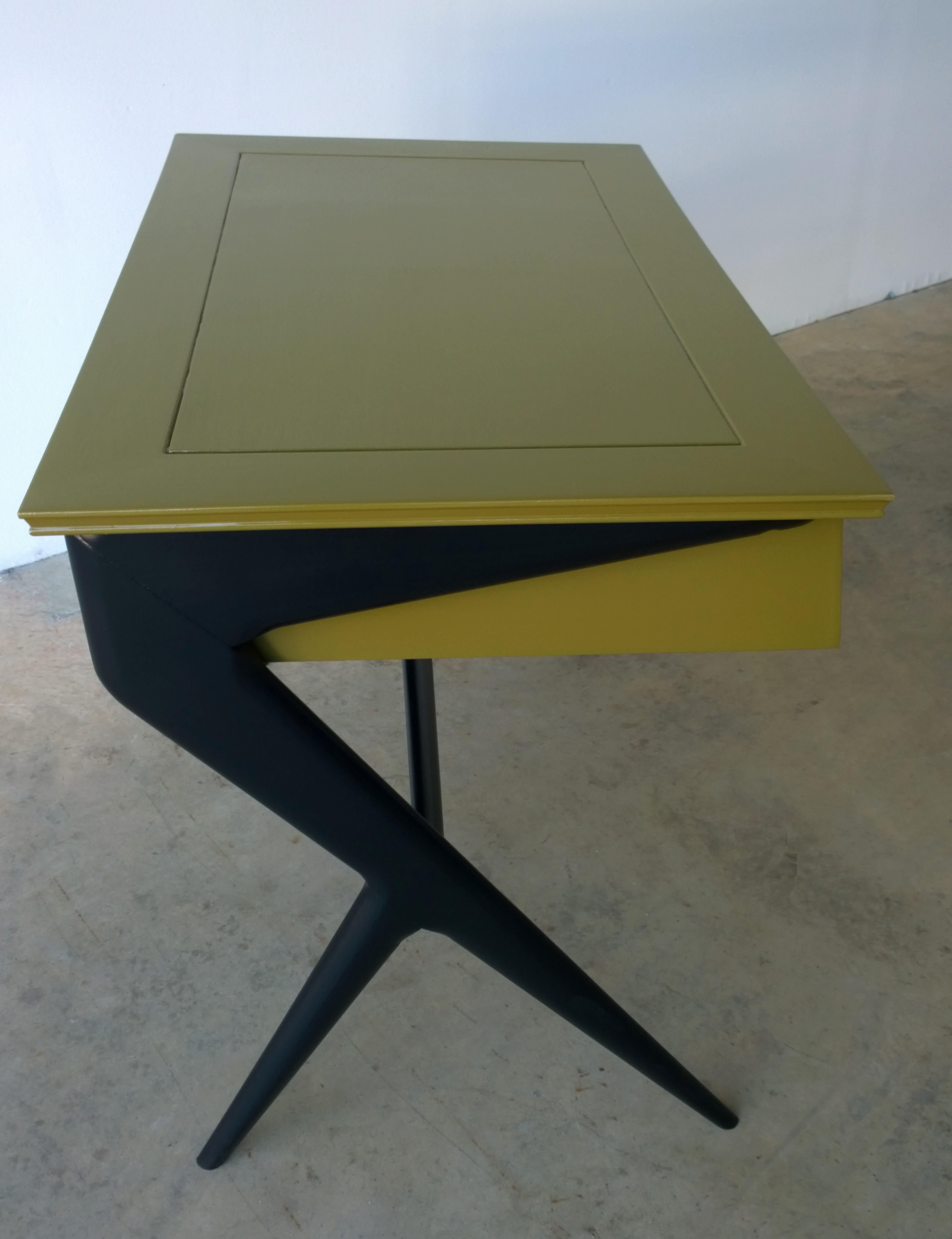 Italian Newly Lacquered in a Bronze Green & Black 1-Drawer Desk / Writing Table 6