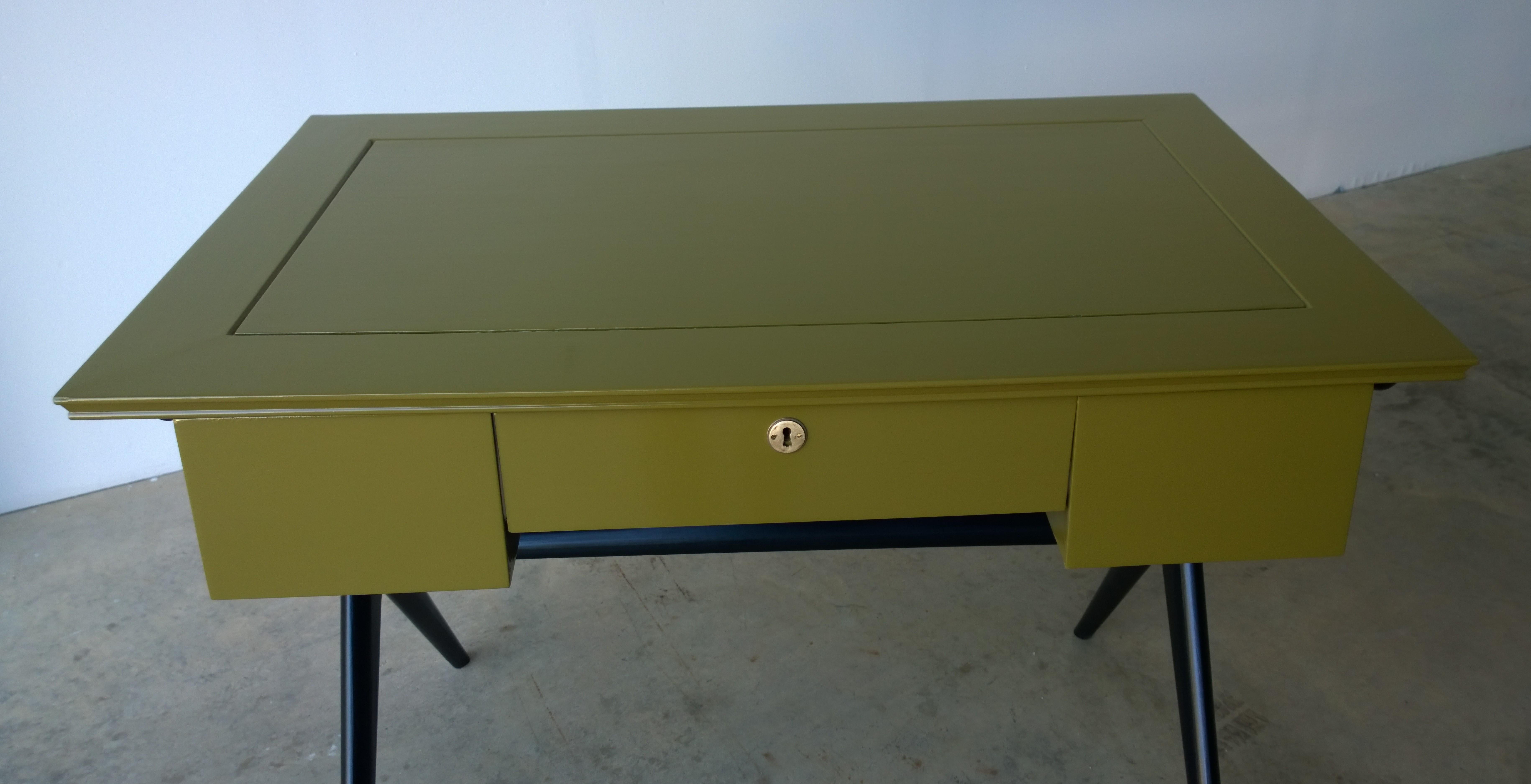 Italian Newly Lacquered in a Bronze Green & Black 1-Drawer Desk / Writing Table In Good Condition In Houston, TX