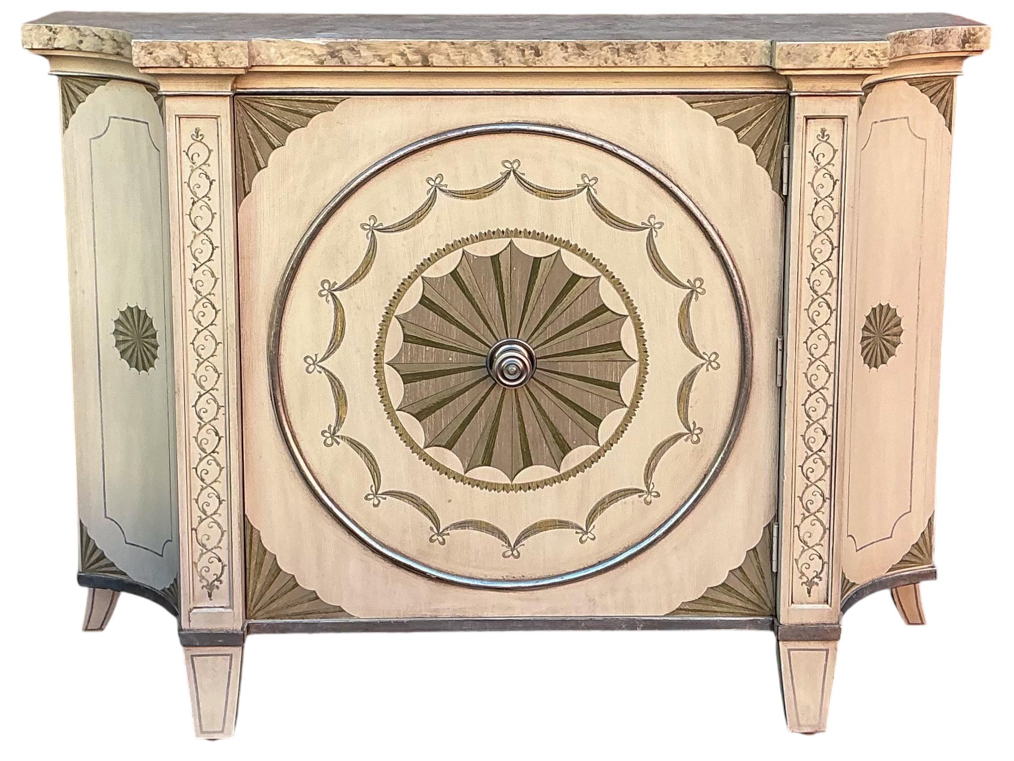 Italienische Zeitungen im klassischen Stil, handbemalt, Top-Schrank / Anrichte im Angebot 5