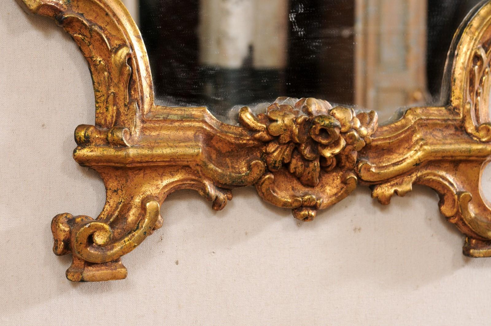 Italian Nicely-Carved Accent Mirror 19th C. For Sale 5