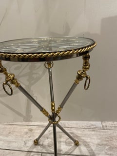 Table à boire tripode italienne en nickel et laiton