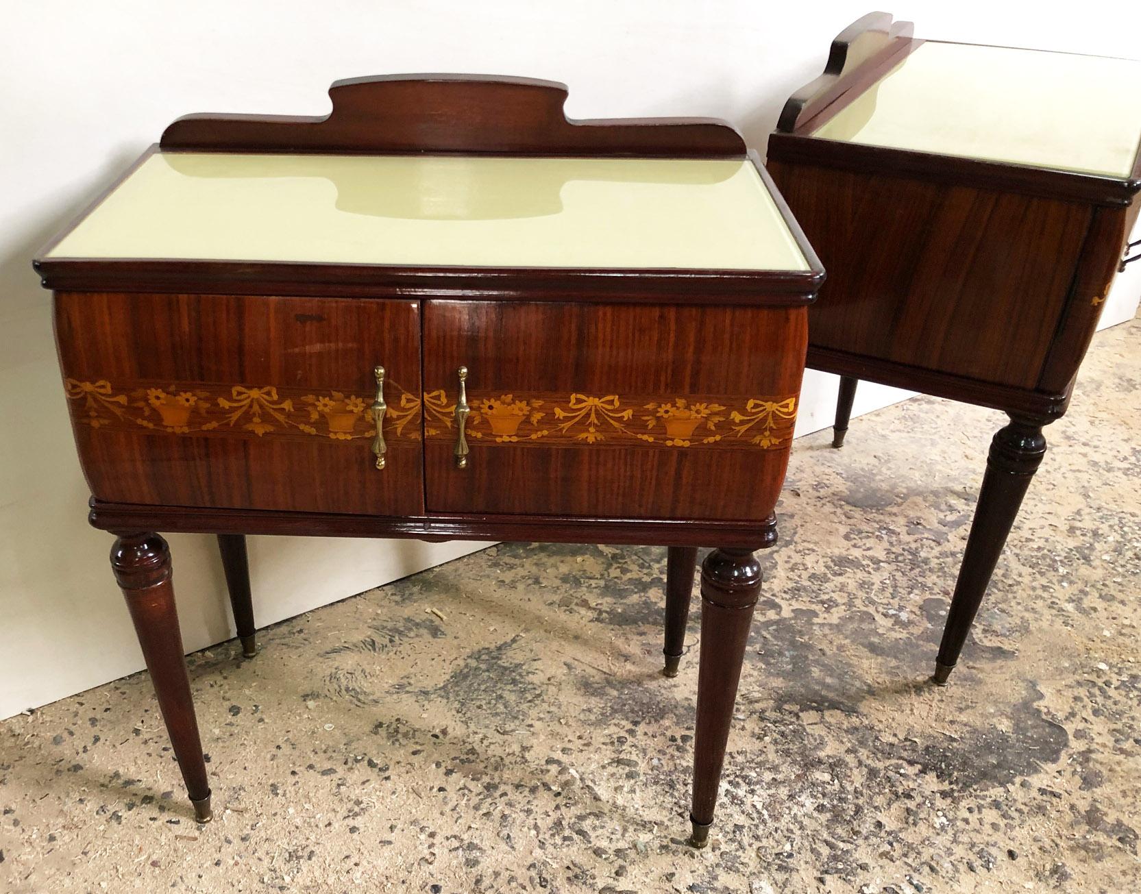 Italian Night Stands Original from 1960  In Good Condition For Sale In Buggiano, IT
