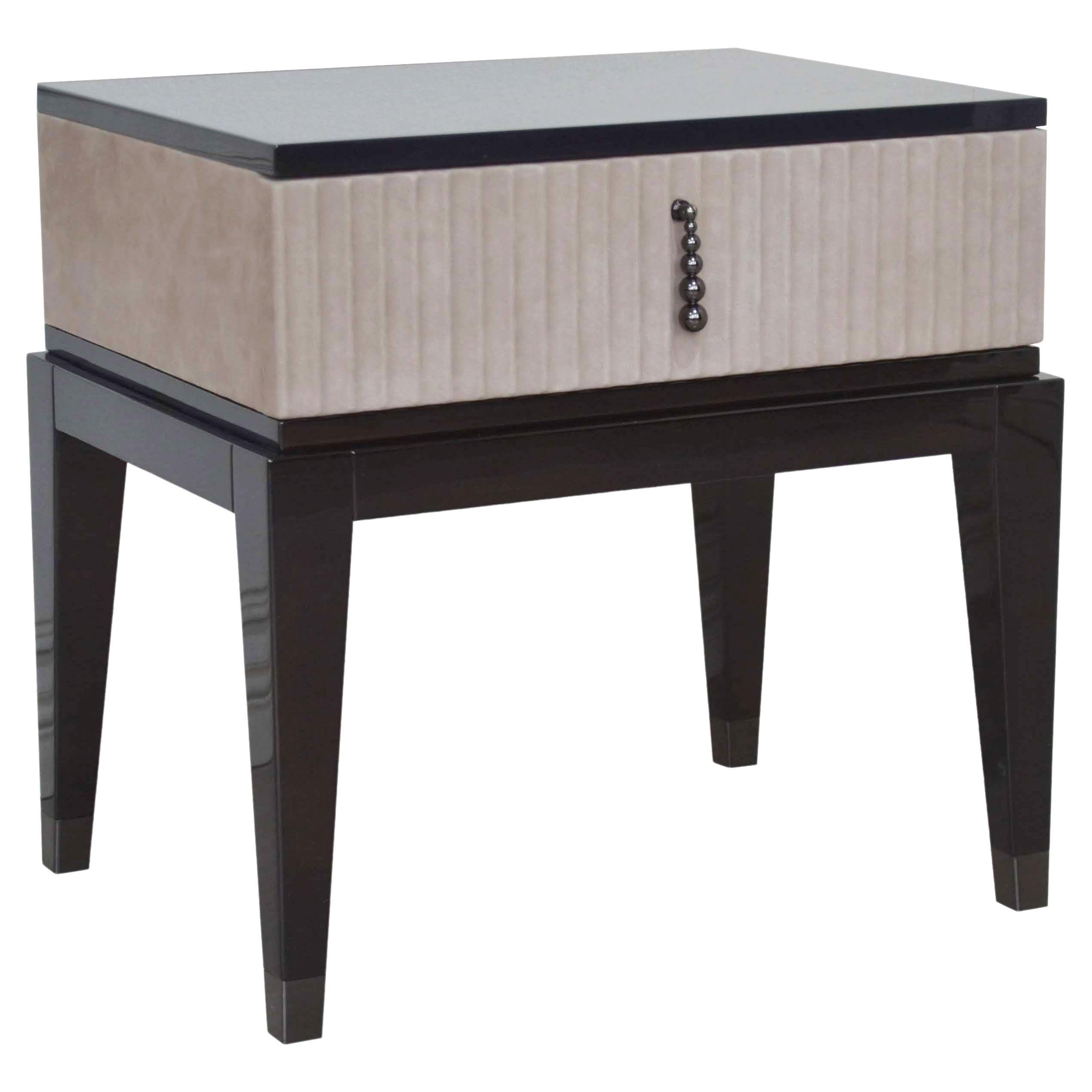Italian Night Table in Nubuck Upholstered with One Drawer For Sale