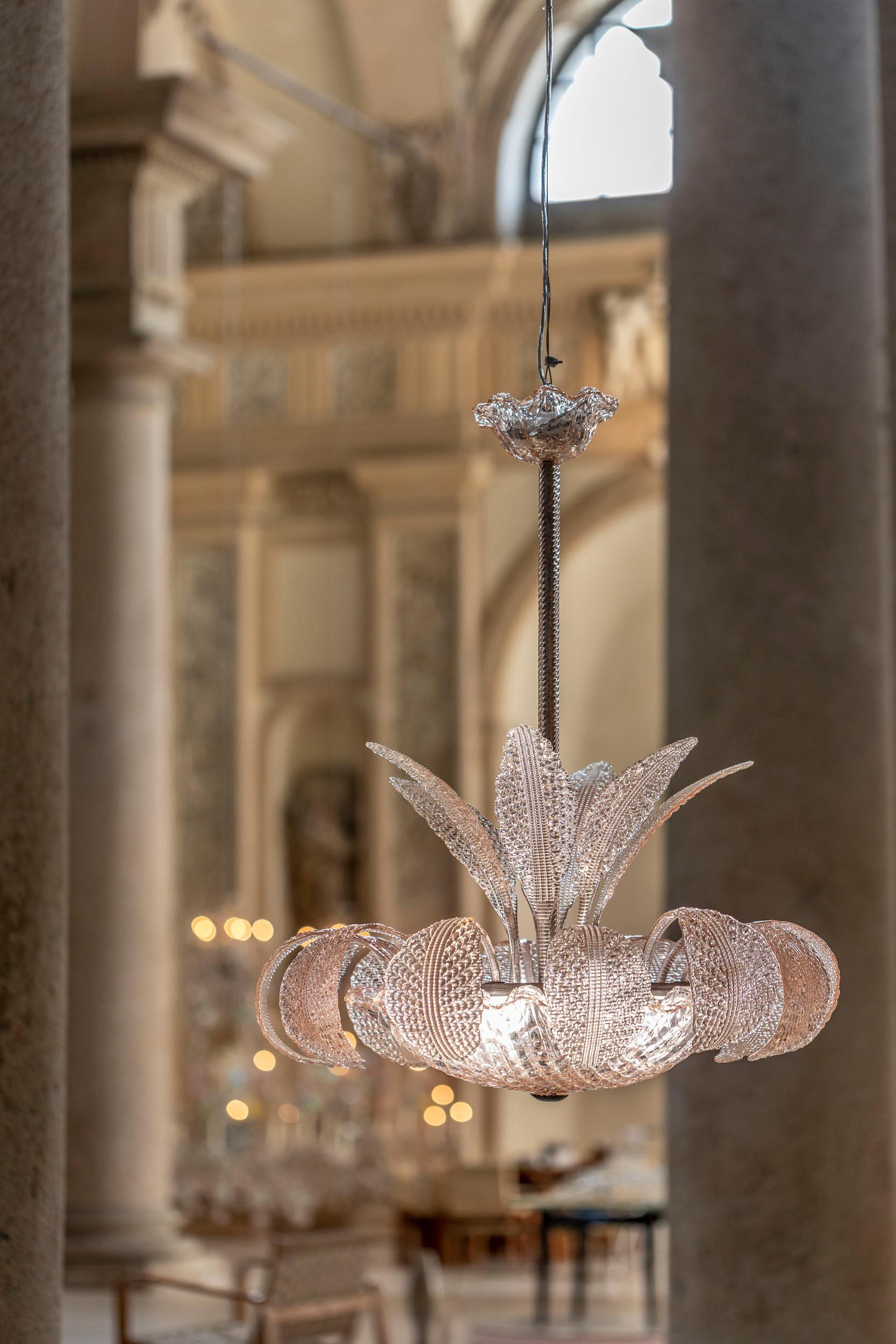 Italian Ninfea Chandelier in Murano Glass Attributed to Ercole Barovier In Excellent Condition In Piacenza, Italy