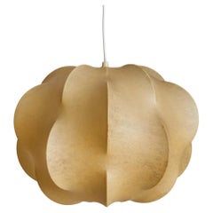 Ciondolo a bozzolo 'Nuvola' di Tobia Scarpa per Flos, 1962
