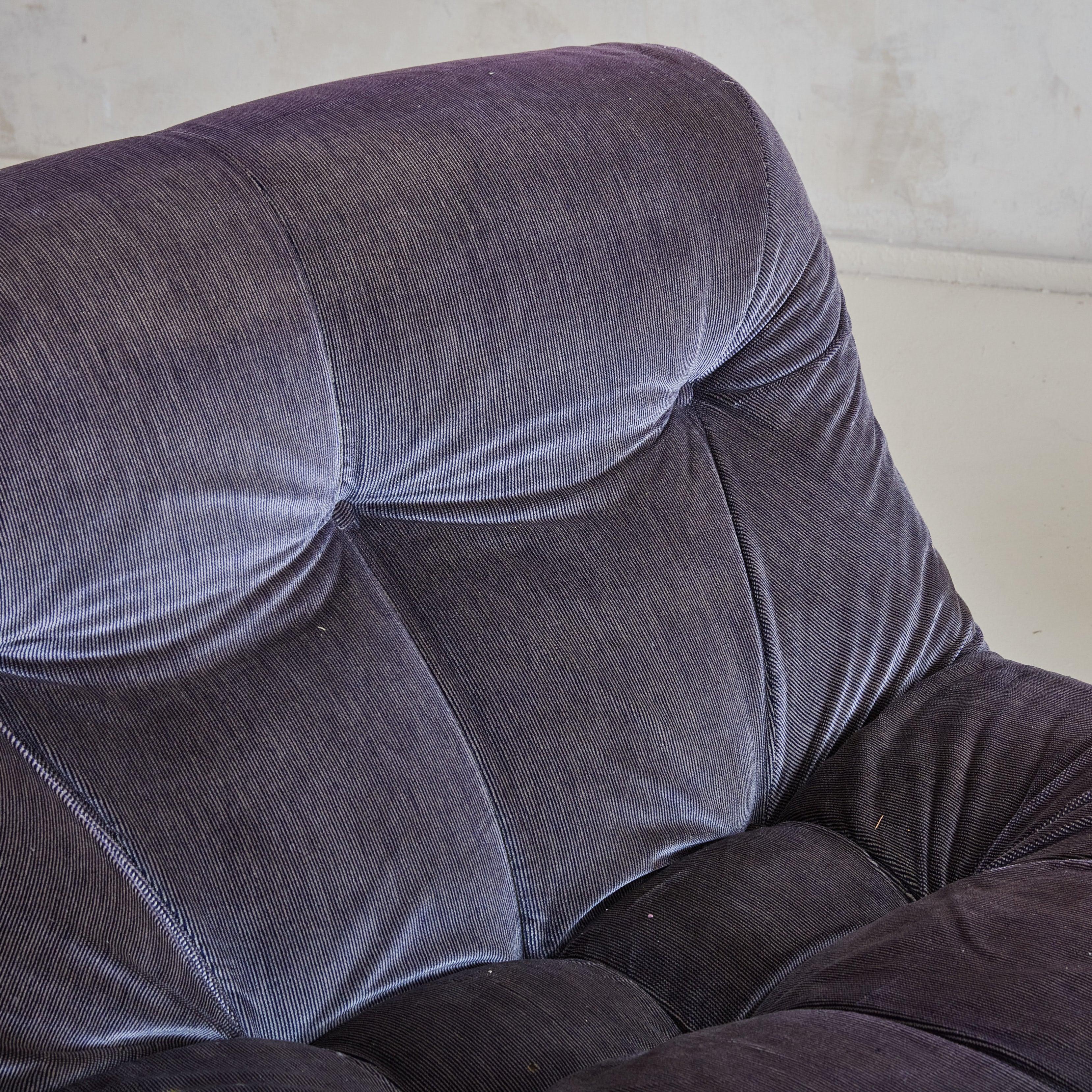 Italian ‘Nuvolone’ Modular 4 Seat Sofa + Coffee Table by Rino Maturi 5