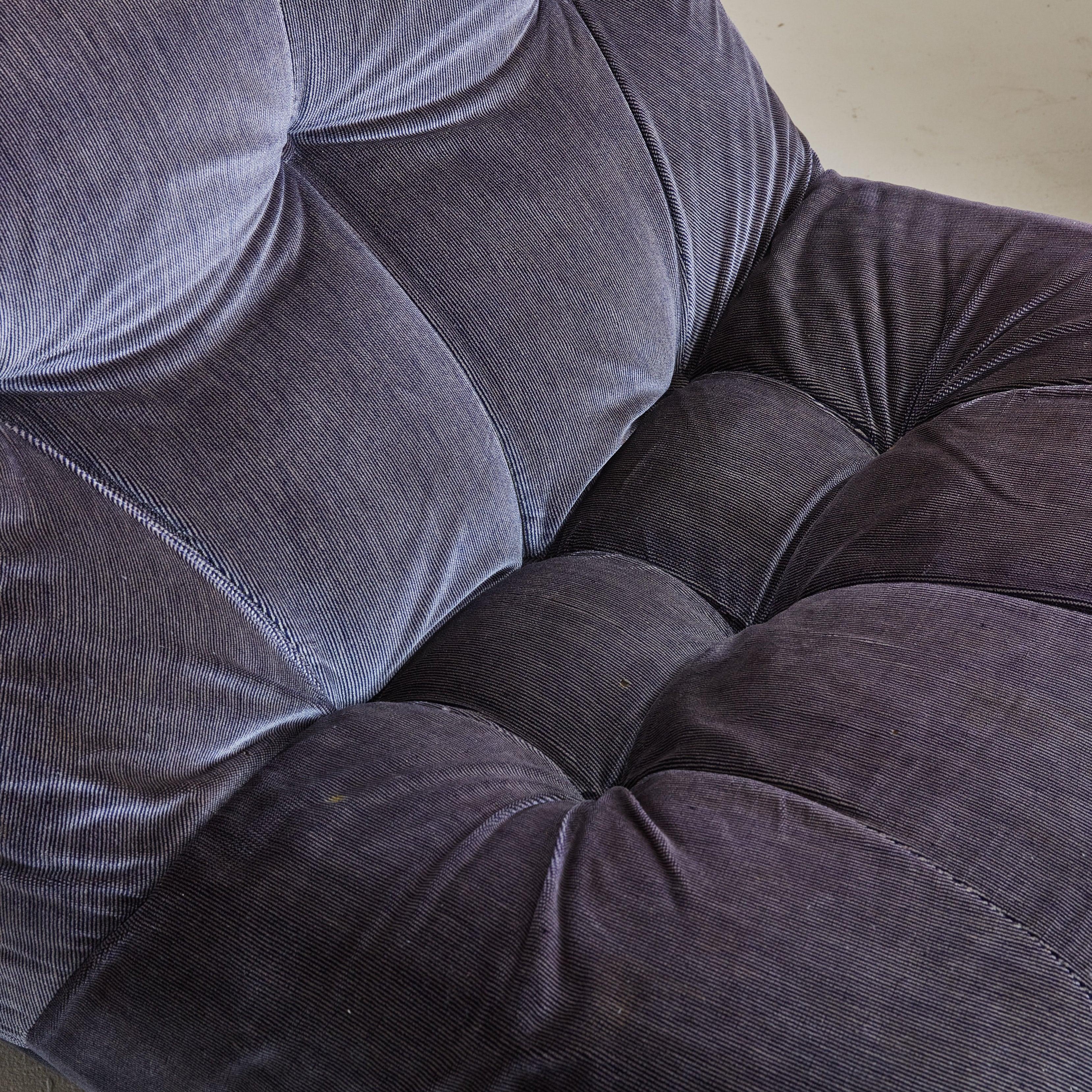 Italian ‘Nuvolone’ Modular 4 Seat Sofa + Coffee Table by Rino Maturi 3