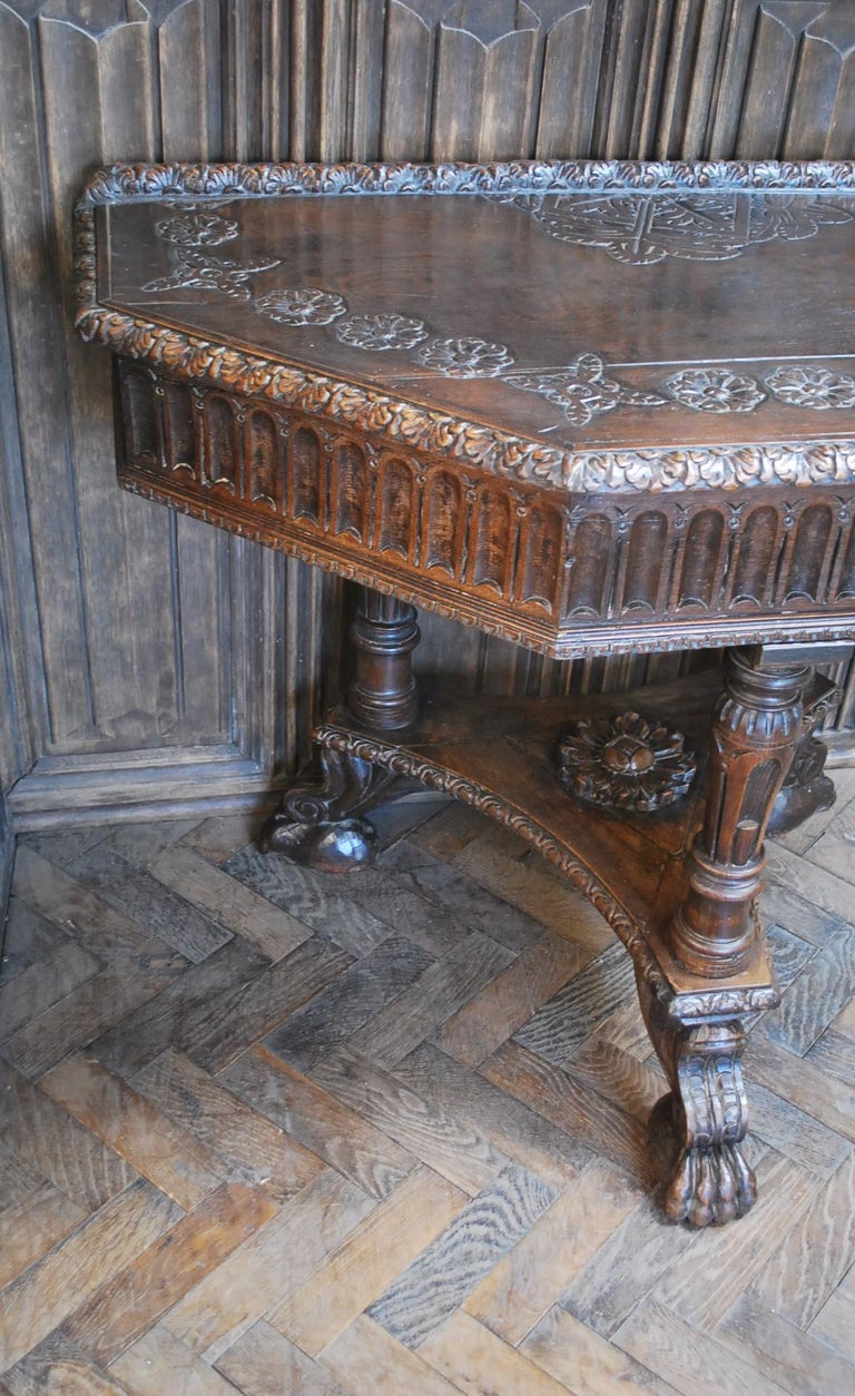 Italian Oak Hall Table For Sale at 1stDibs