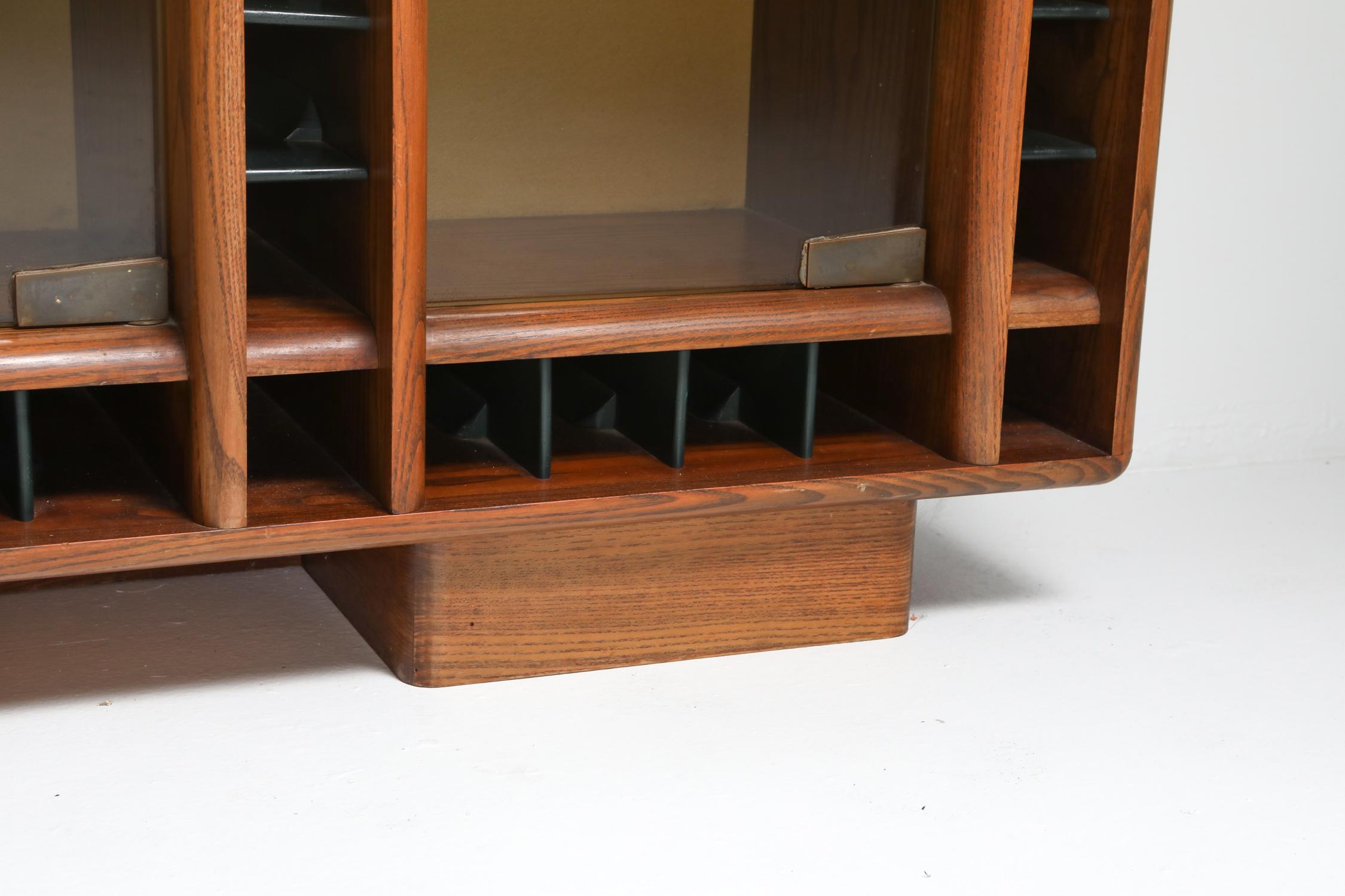 Oak Storage Unit with Glass Doors, Italy, 1970s For Sale 4
