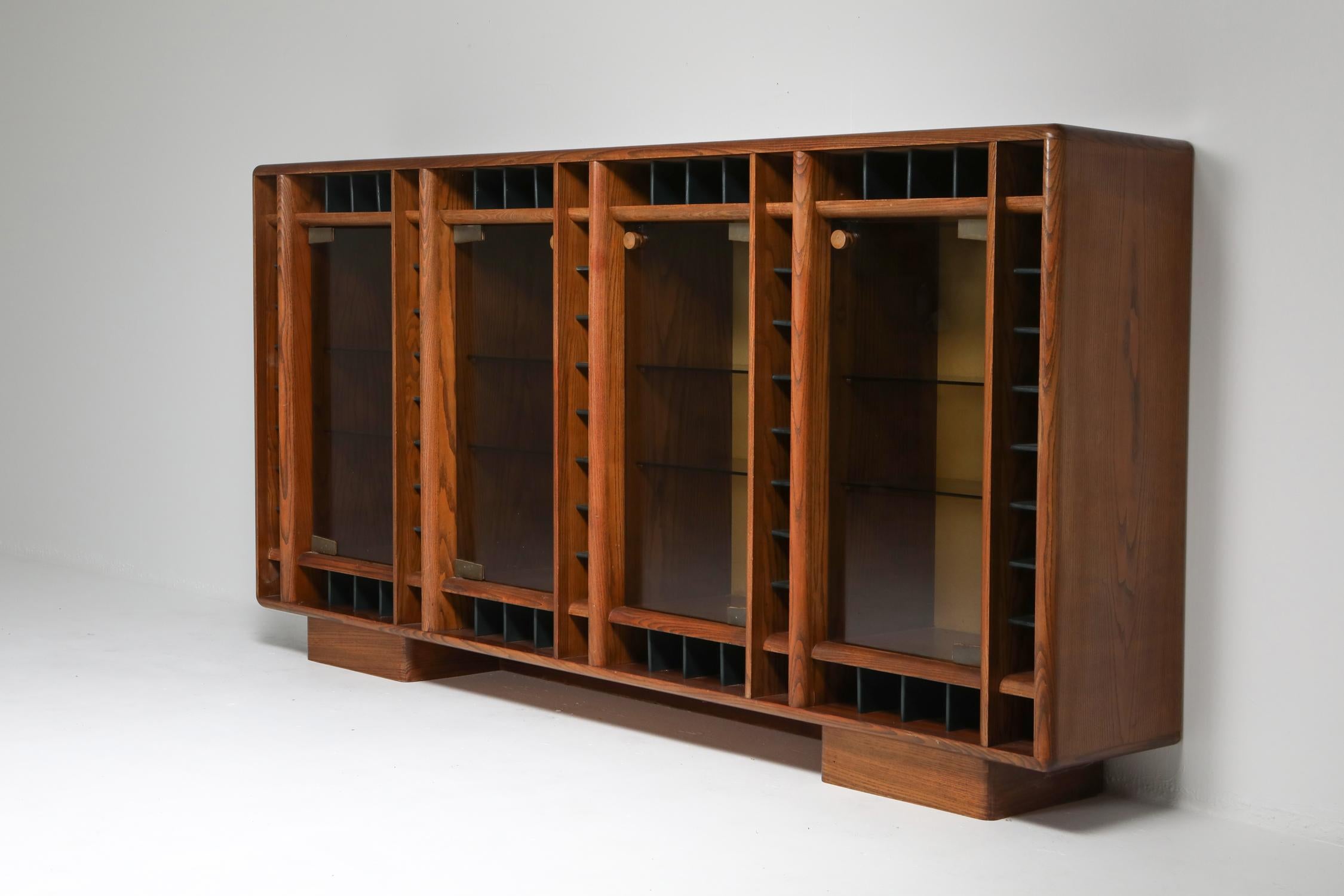 Oak Storage Unit with Glass Doors, Italy, 1970s For Sale 3