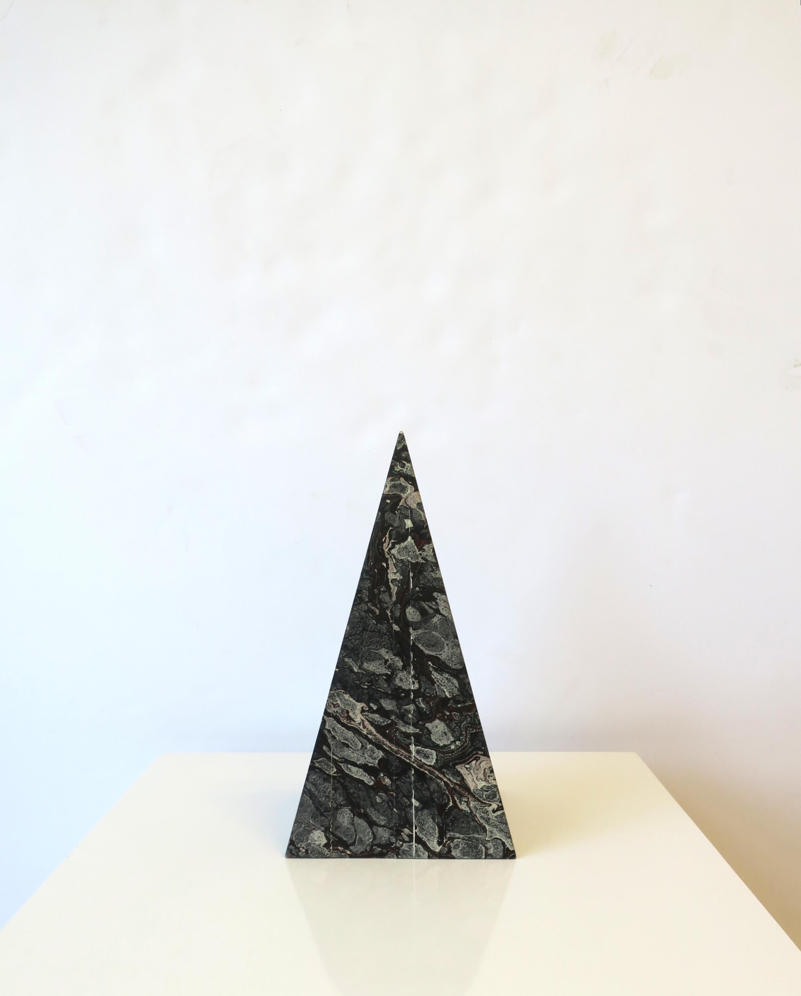 Italian Obelisks Pyramids Decorative Objects, Set For Sale 9