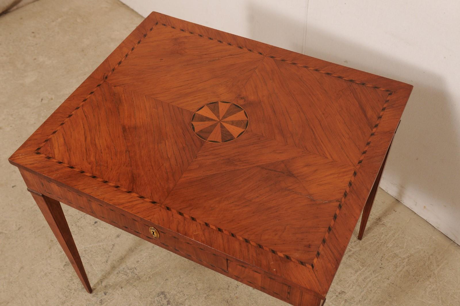 Italian Occasional Table with Floral Medallion Inlay Adorning Top, Early 19th C For Sale 1