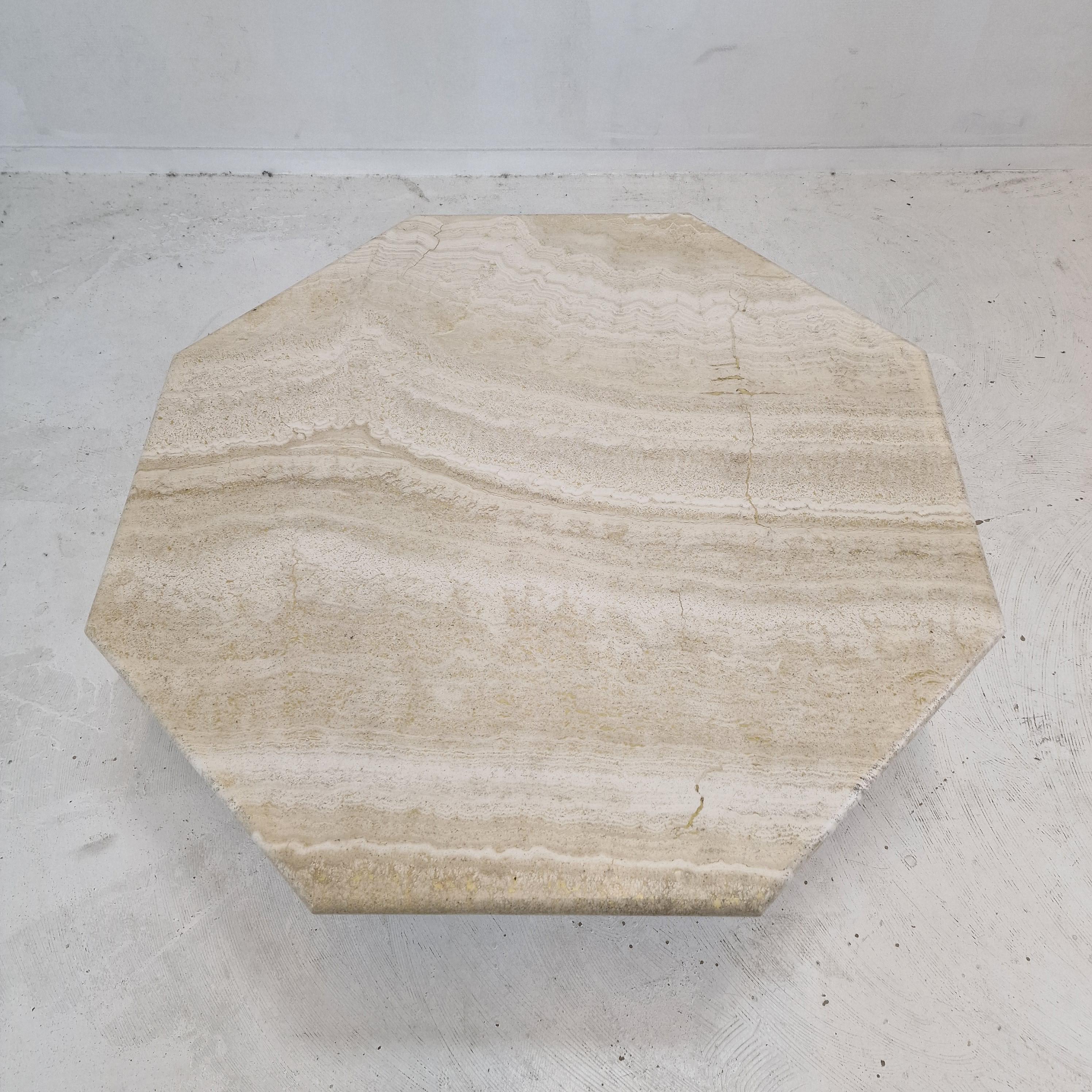 Italian Octagon Coffee Table in Travertine, 1980s For Sale 2