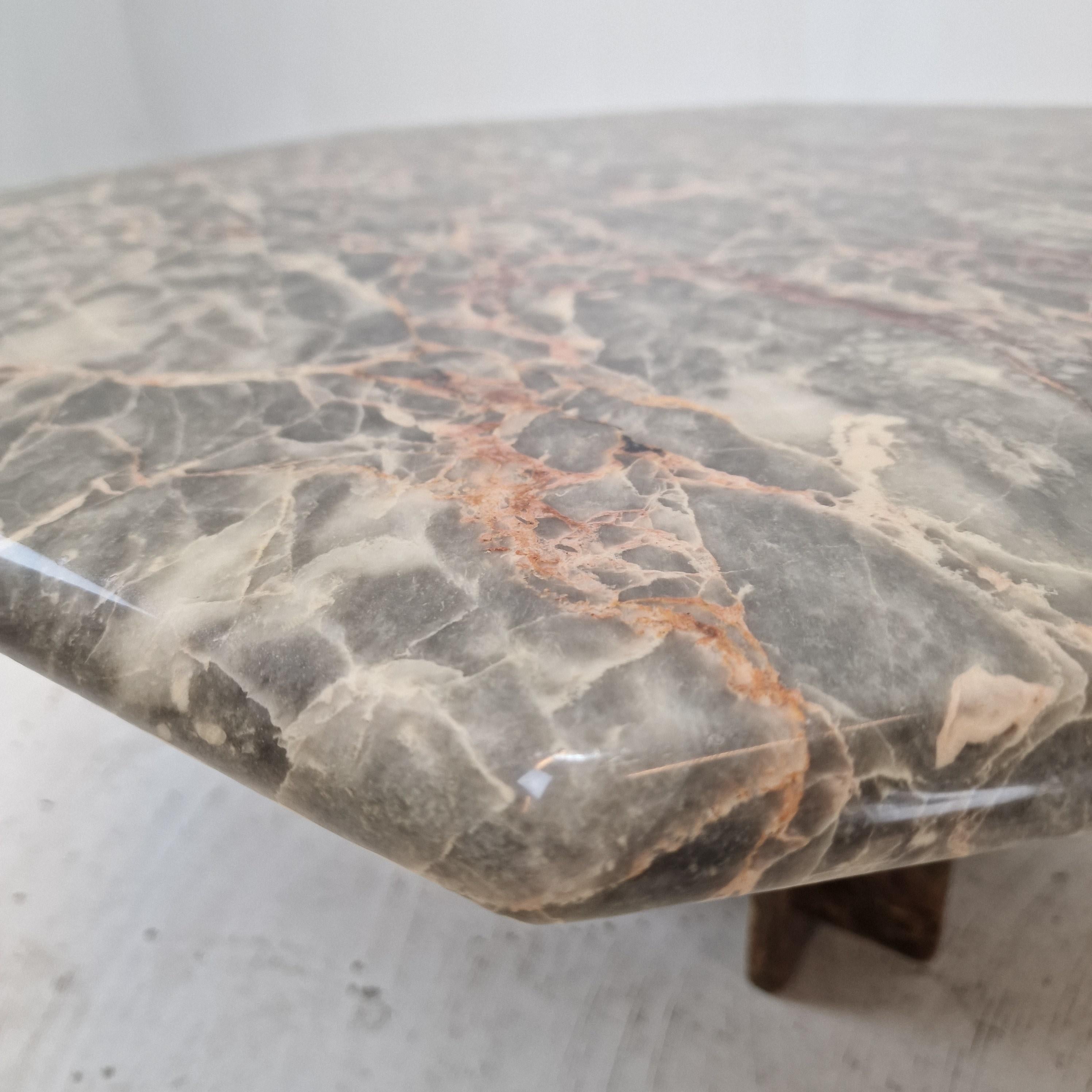 Italian Octagon Marble Coffee Table, 1980s For Sale 3