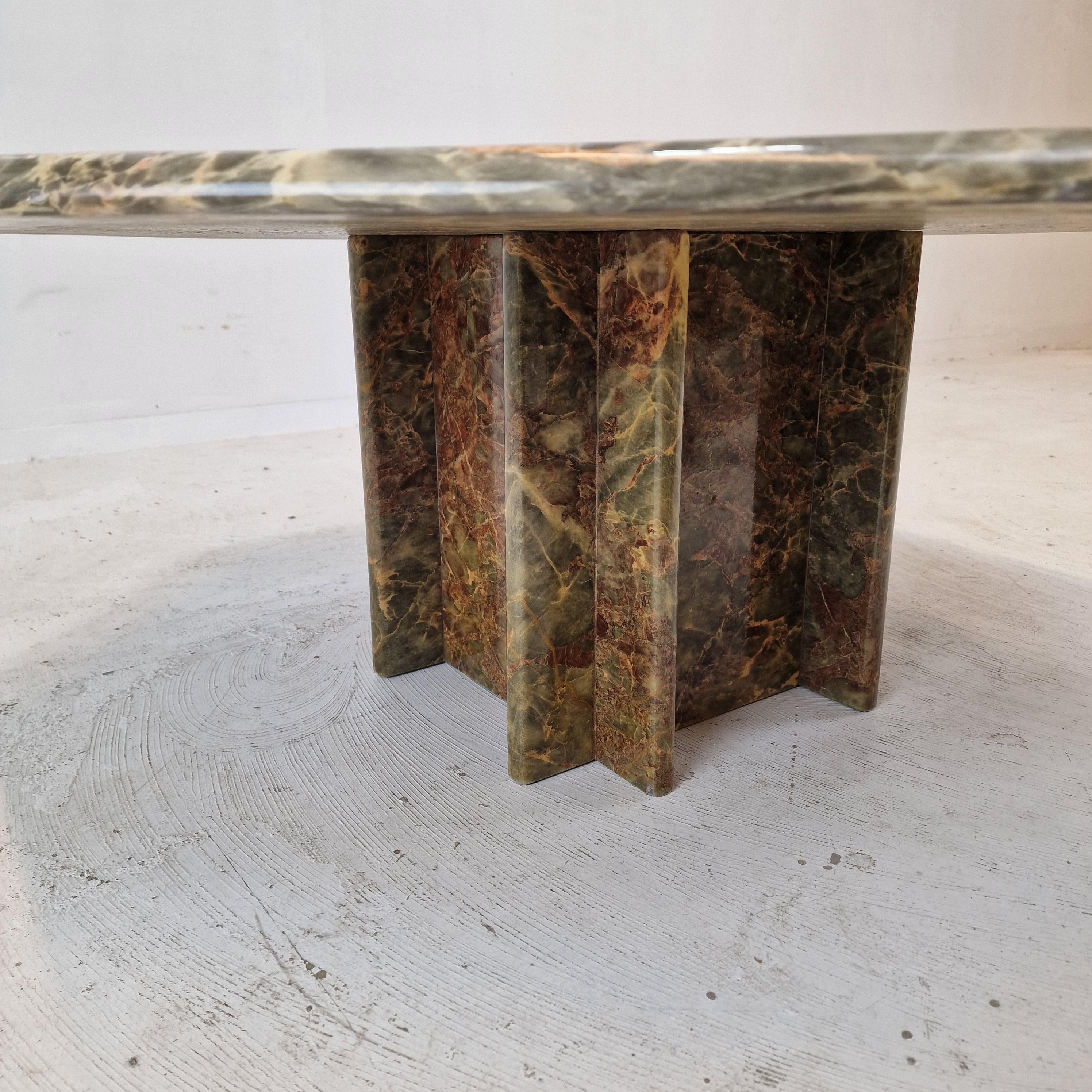 Italian Octagon Marble Coffee Table, 1980s For Sale 5