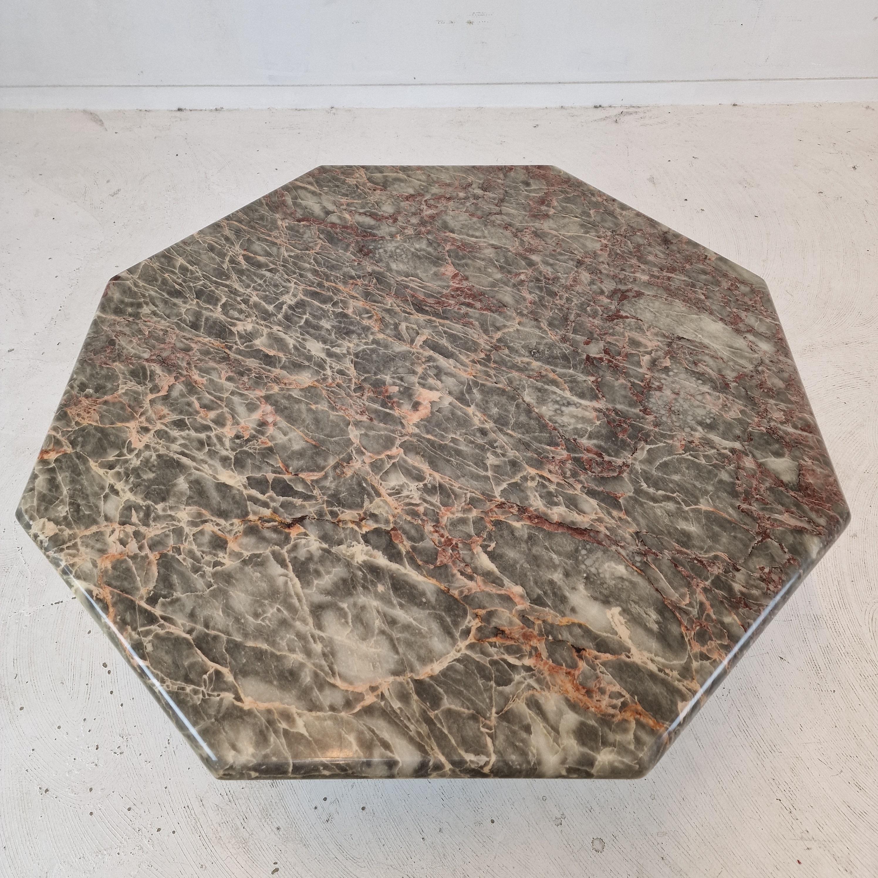 Italian Octagon Marble Coffee Table, 1980s For Sale 7