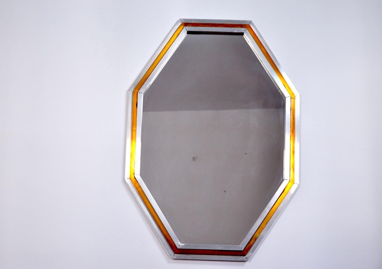 Italian Octagonal Mirror by Romeo Regga, 1970s In Good Condition For Sale In BARCELONA, ES