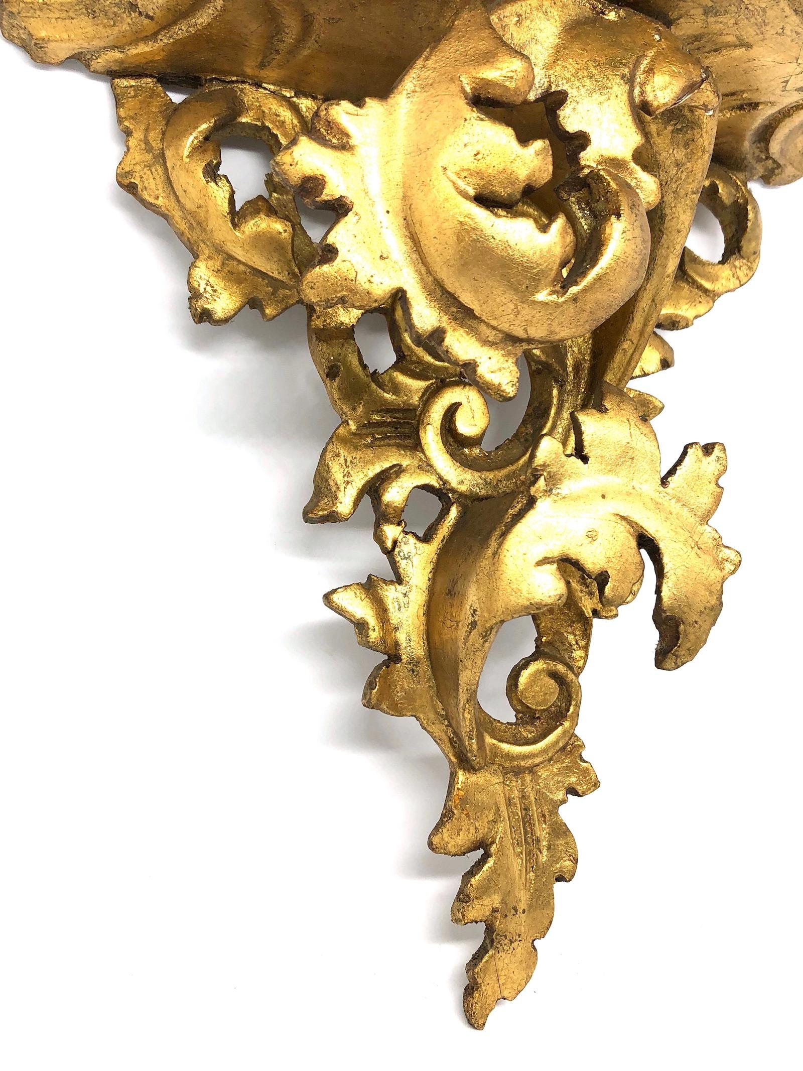 Italian Old Venetian Wall Shelf, Gilded Carved Acanthus, Rococo Style 2