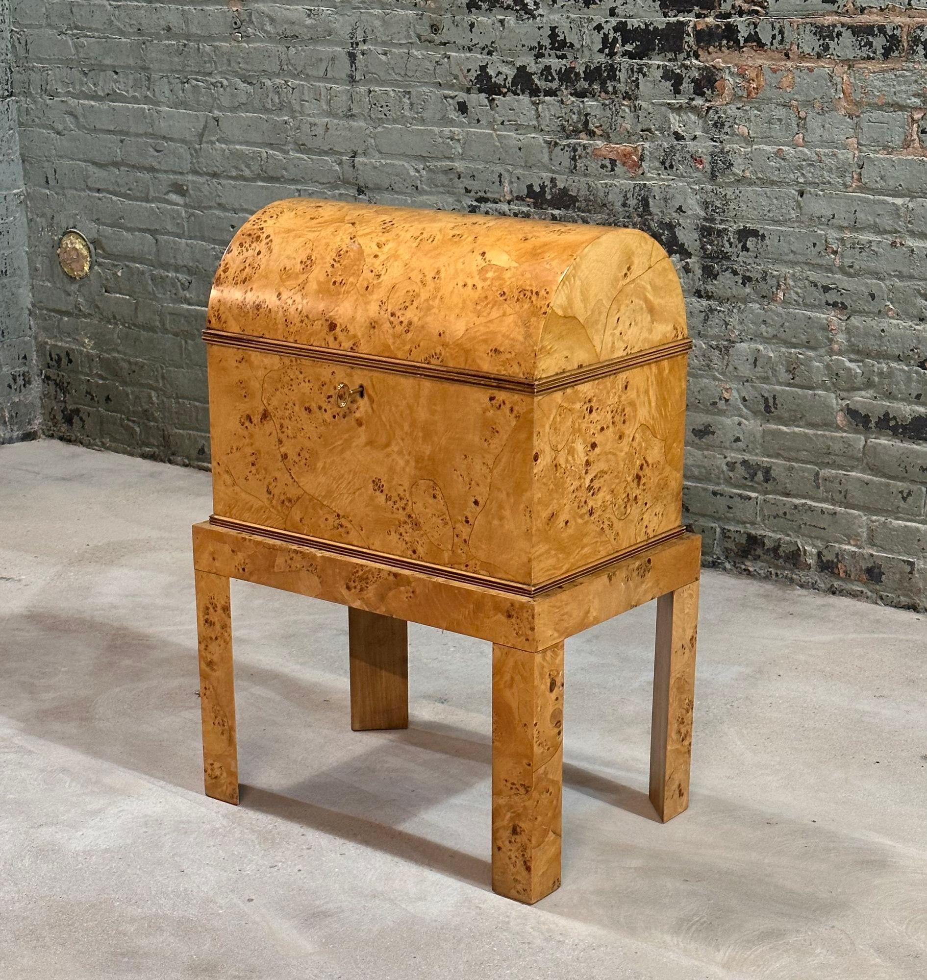 Mid-Century Modern Italian Olive Burlwood Trunk on Base, 1970