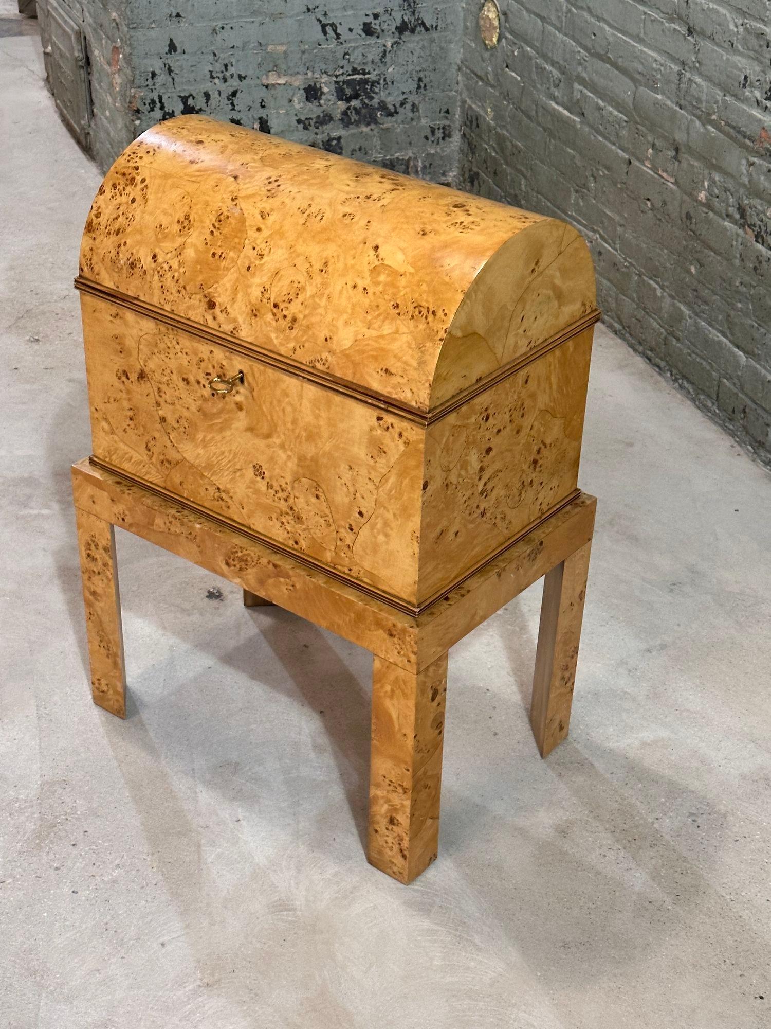 Italian Olive Burlwood Trunk on Base, 1970 In Good Condition For Sale In Chicago, IL