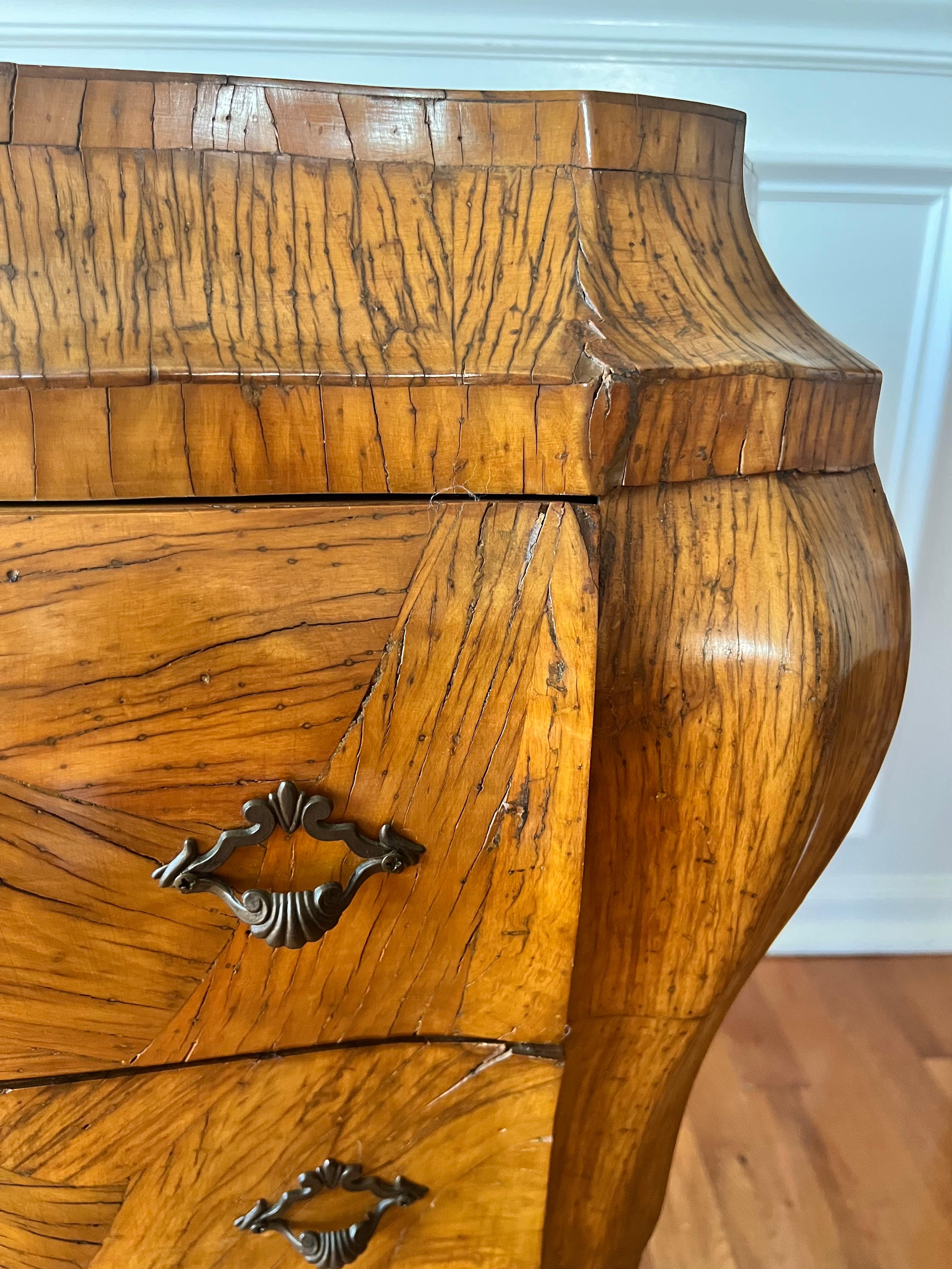 Italian Olive Wood Bombe Commode, Early 20th Century 8