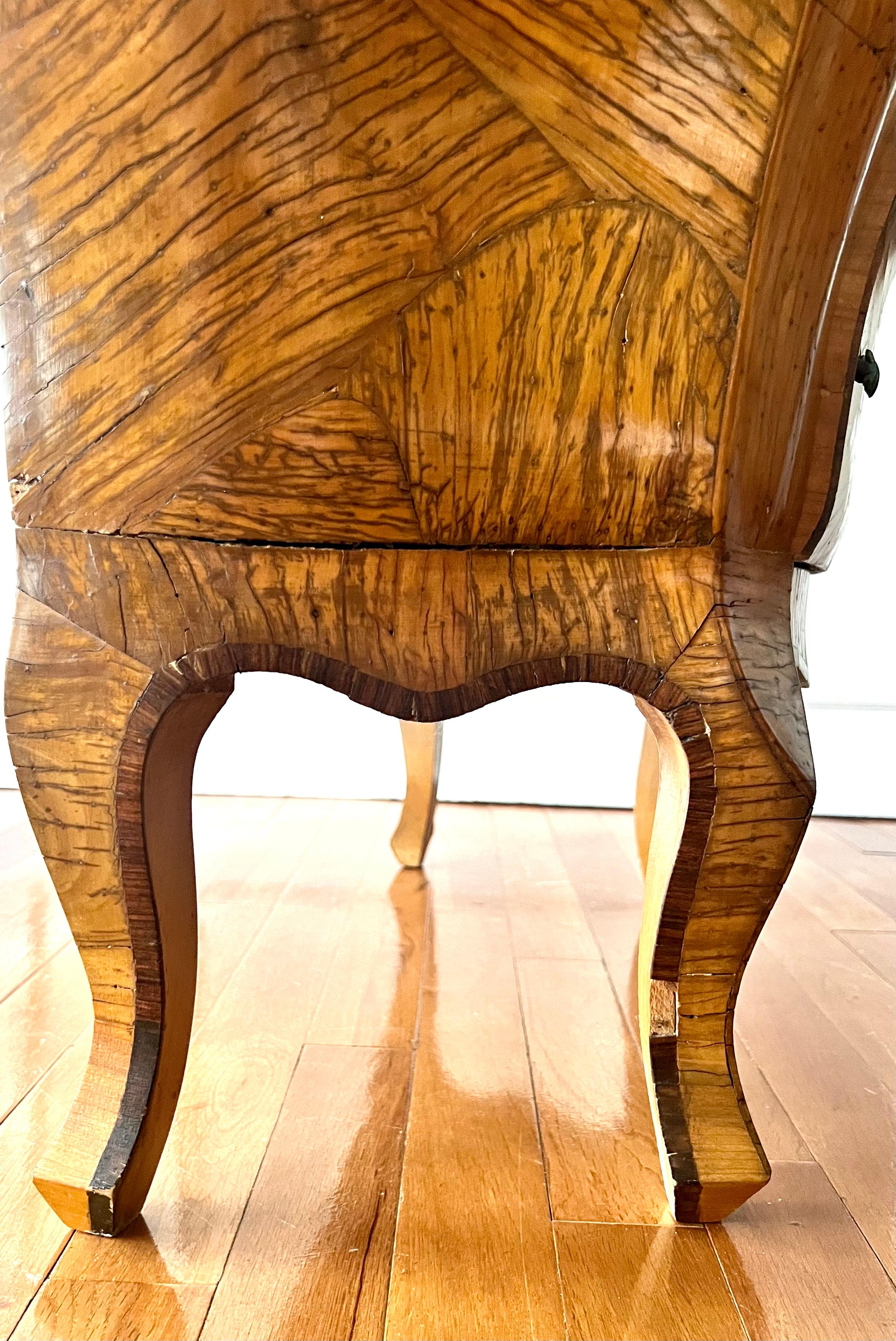 Italian Olive Wood Bombe Commode, Early 20th Century For Sale 9