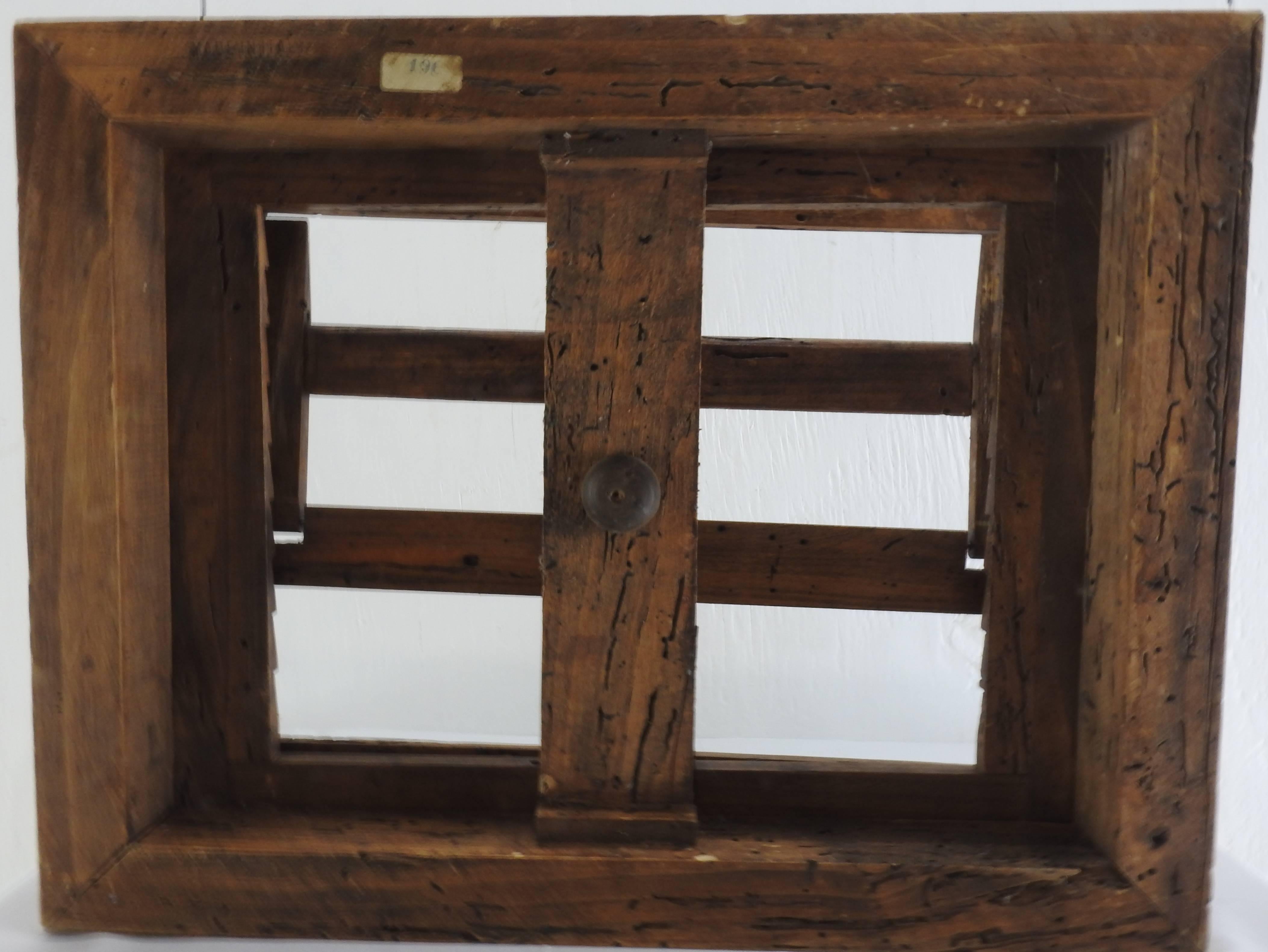 Italian Olive Wood Book Stand 1