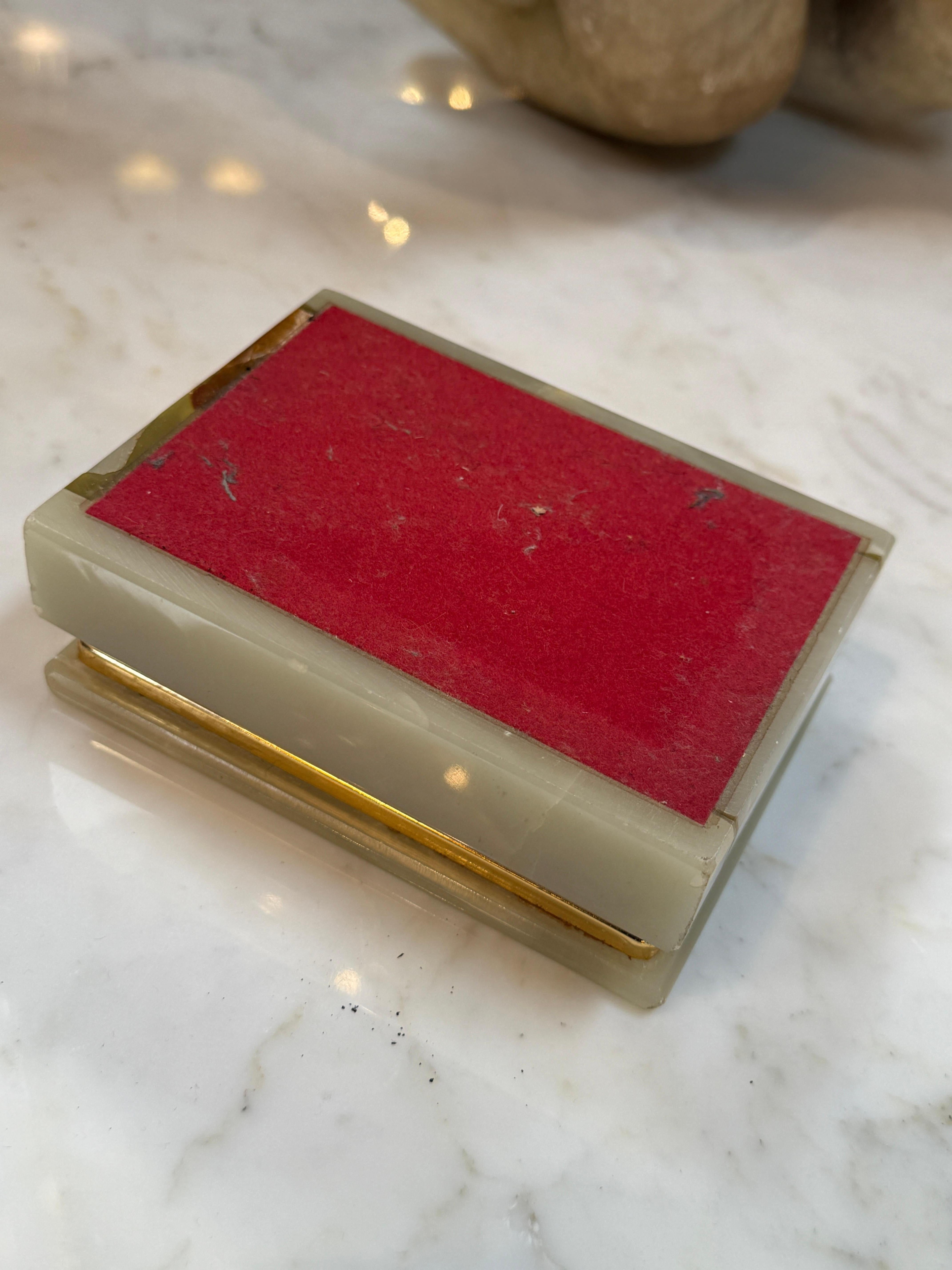 Boîte à bijoux italienne en onyx et laiton avec doublure en velours, 1960 en vente 1