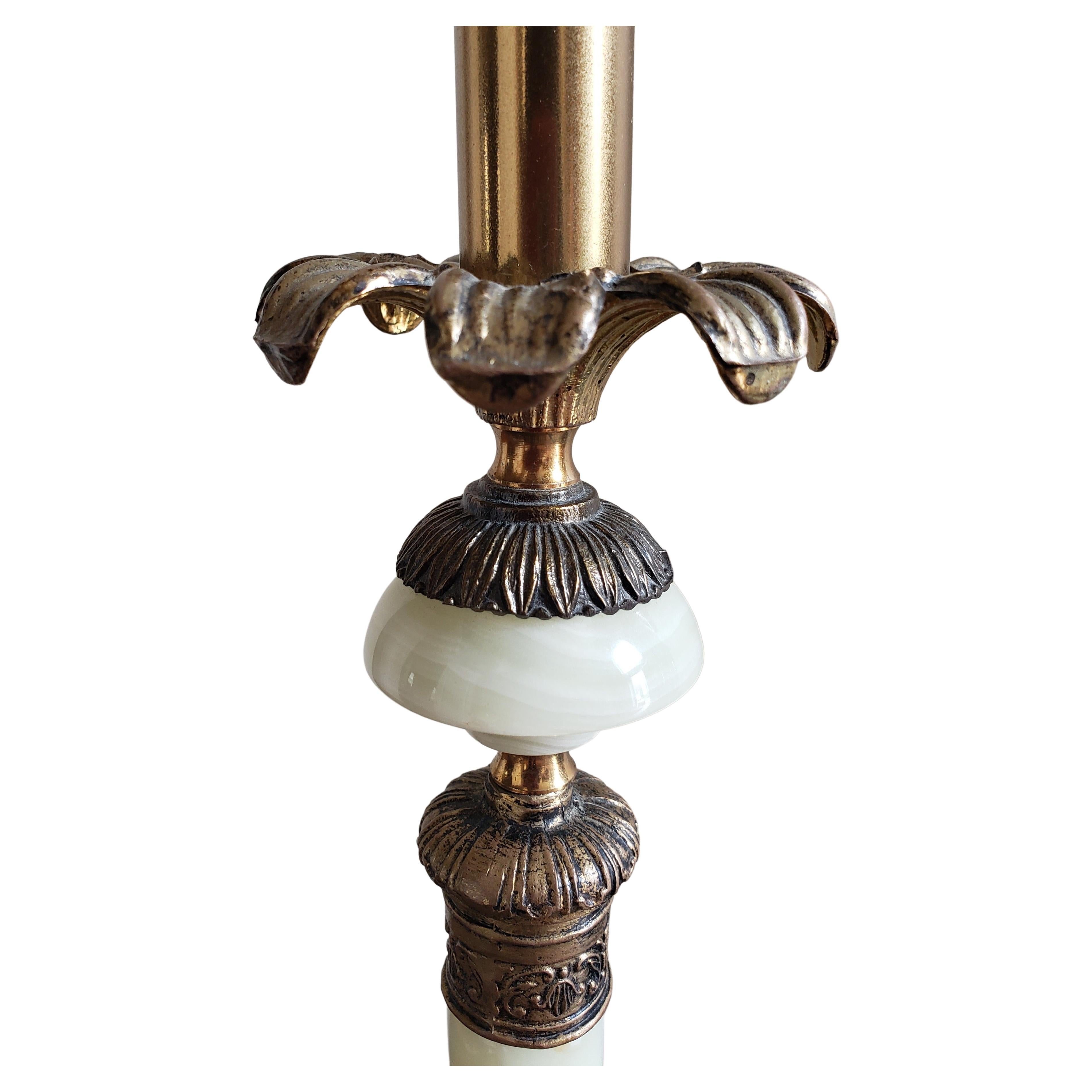 Neoclassical Italian Onyx Marble and Brass Column Table Lamp For Sale