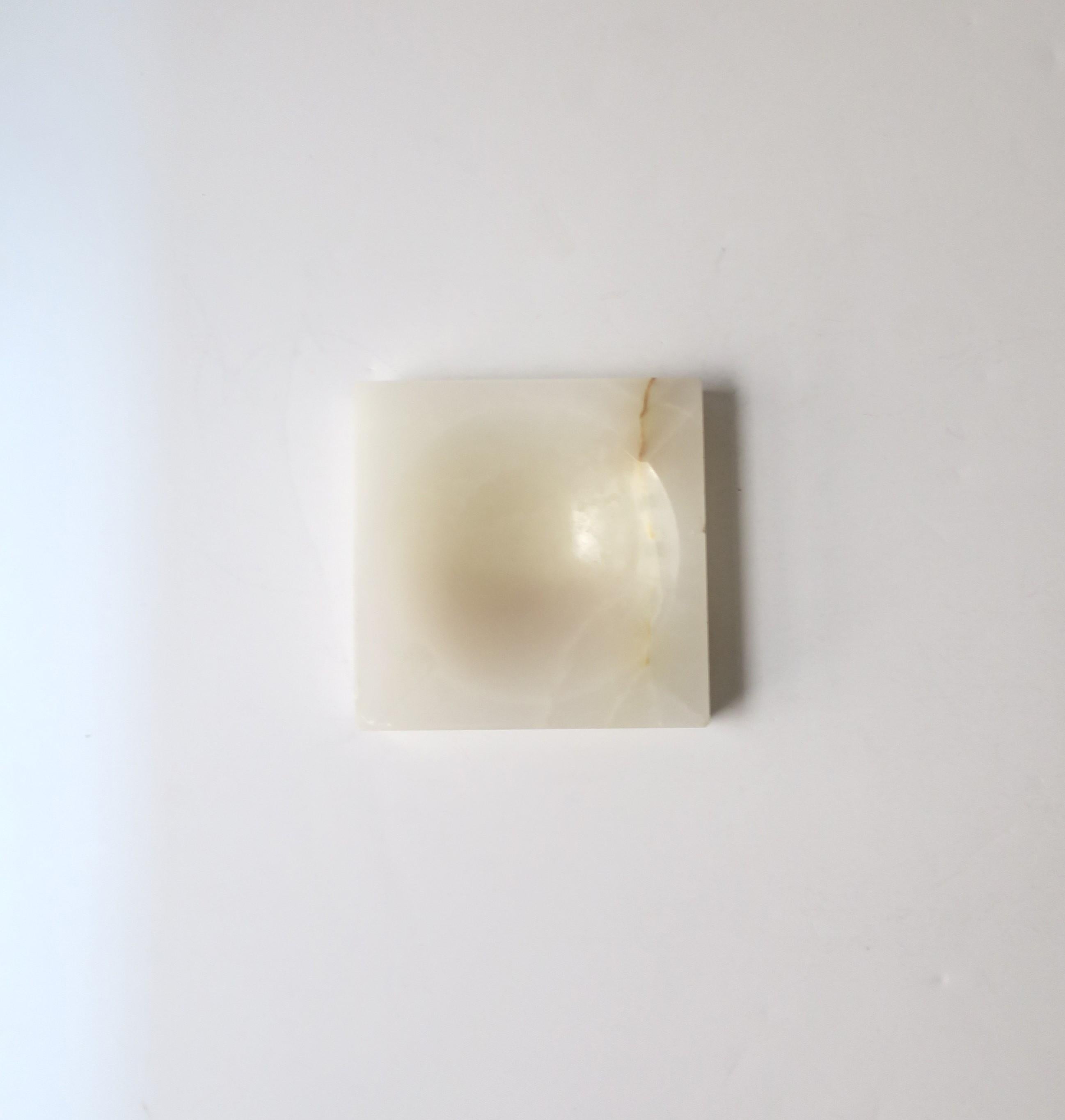 Mid-Century Modern Italian Onyx Marble Ashtray or Jewelry Dish For Sale