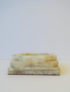 Italian Onyx Marble Octagonal Vessel Ashtray, circa 1970s