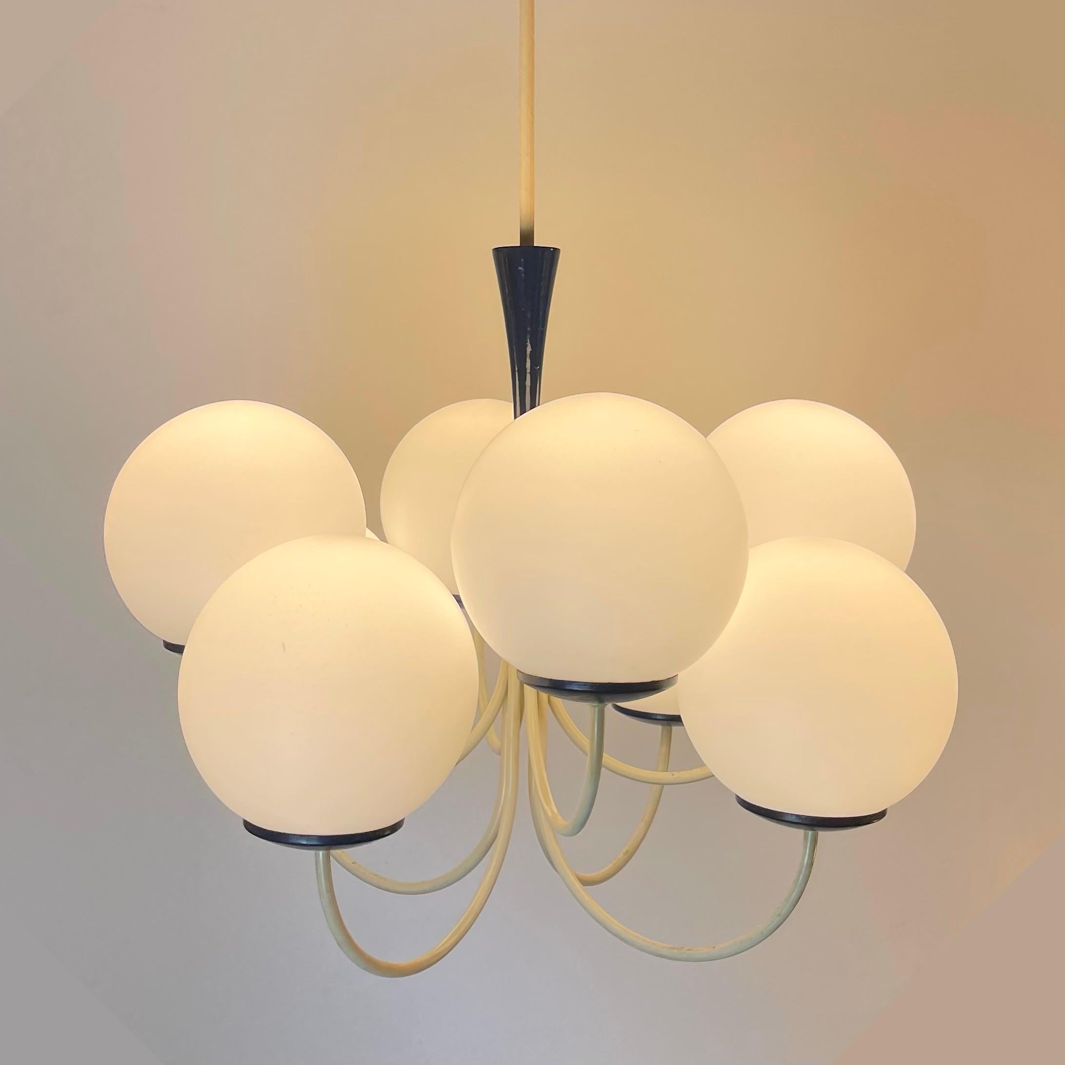 Mid-Century Modern Italian Opalin Chandelier, 1950s For Sale