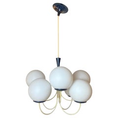Lustre italien en opaline, années 1950