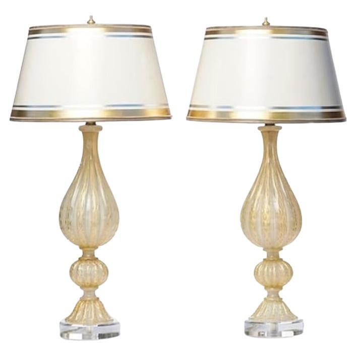 Lámparas Italianas de Murano en Opalina y Oro con Bases de Lucita, Siglo XX