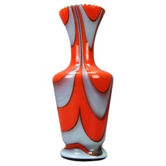 Vase italien en verre de Florence opalin rouge et gris, 1970