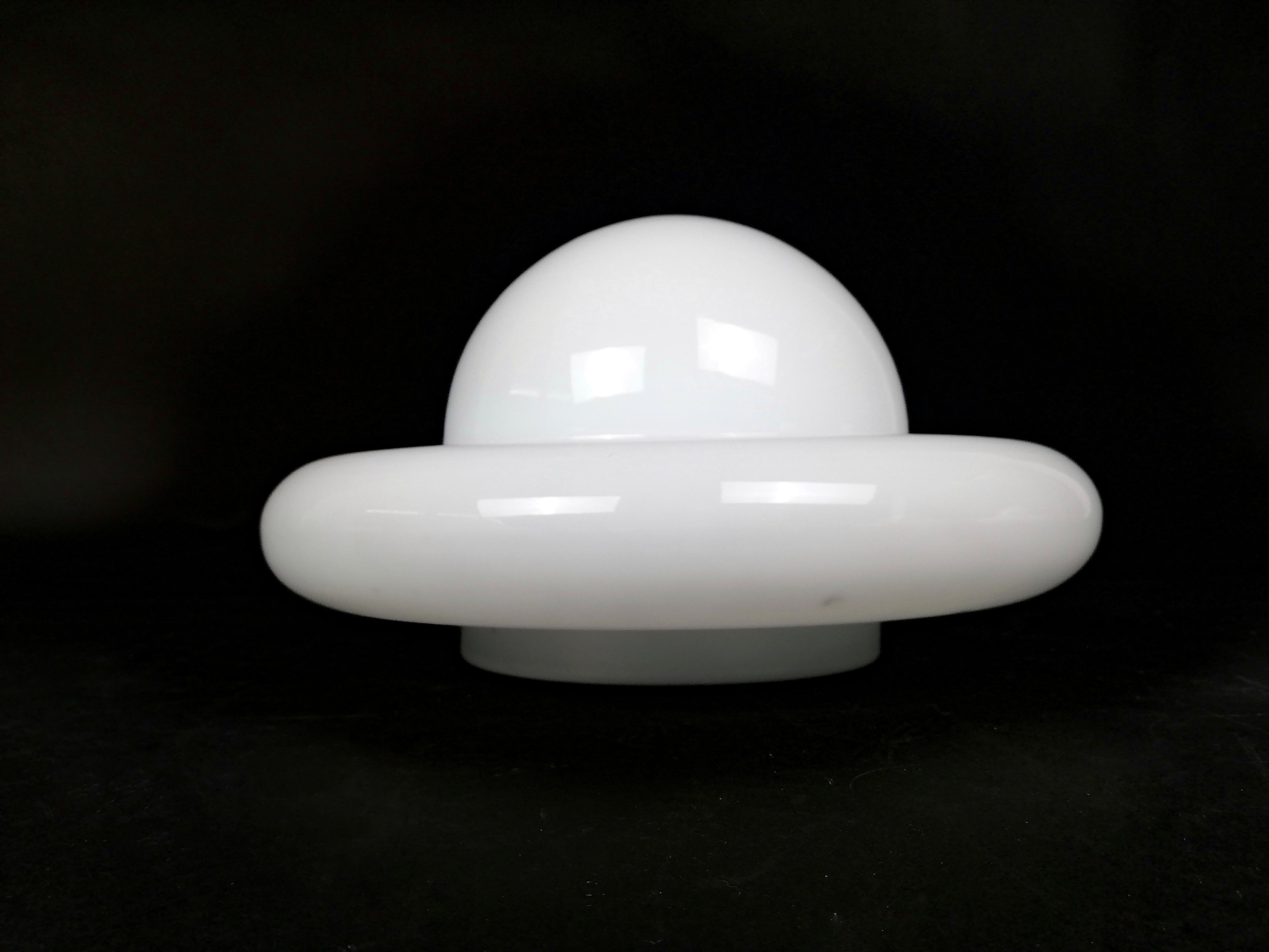 Italian Opaline Glass Wall or Ceiling Lights in the Style of Luigi Massoni, 1970 In Good Condition For Sale In Roma, IT