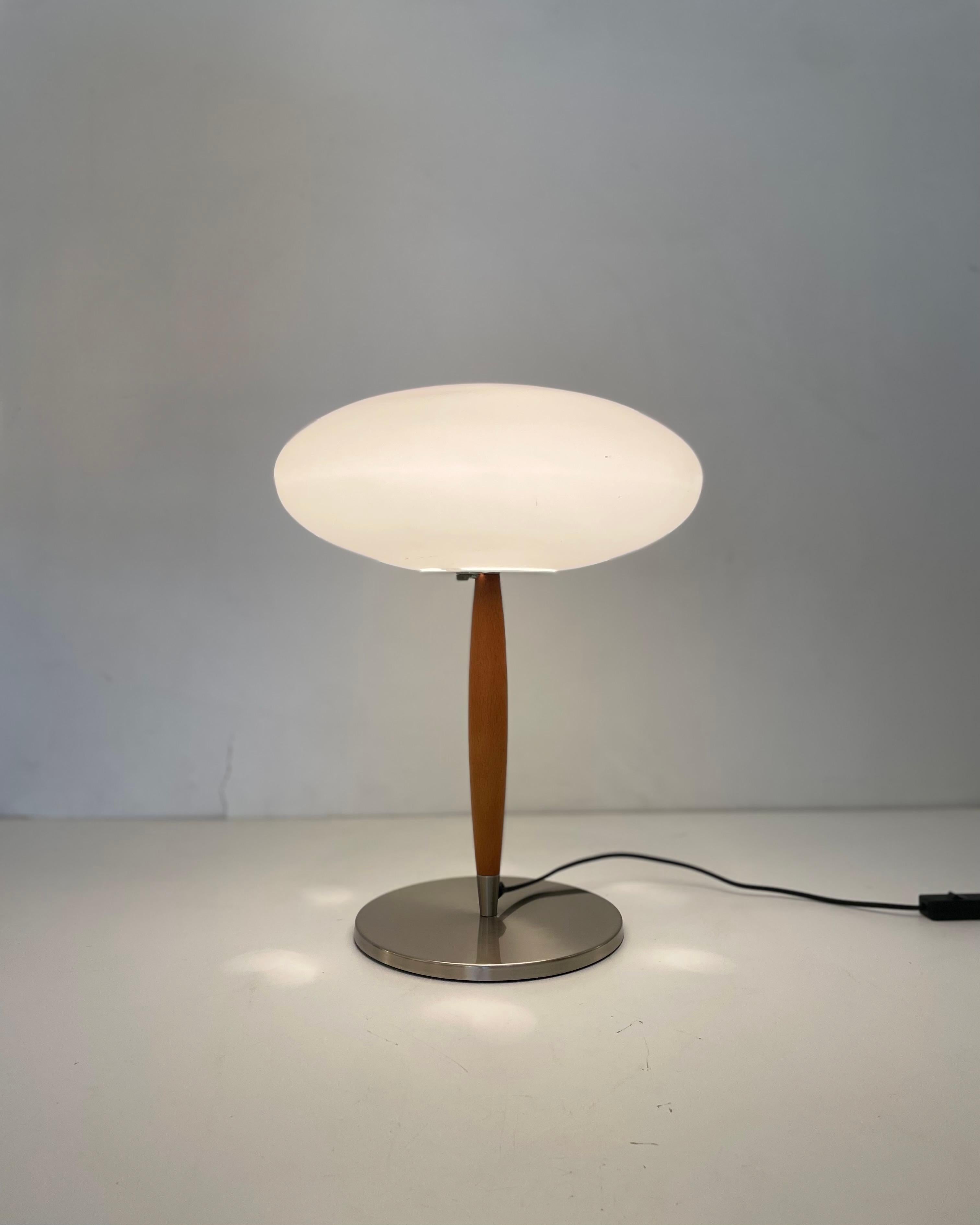 Italian Opaline Table Lamp, 1990s For Sale 4