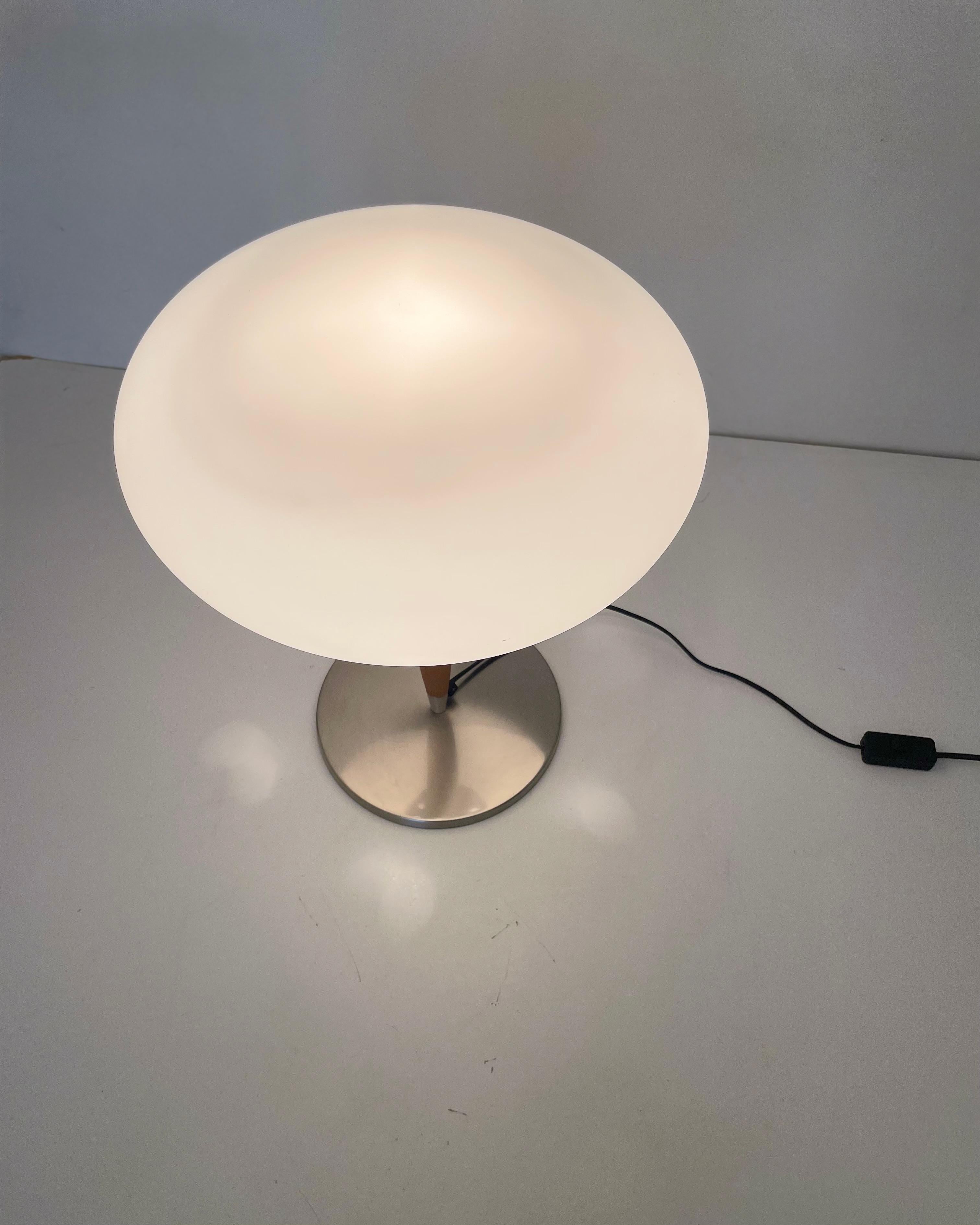 Italian Opaline Table Lamp, 1990s For Sale 5